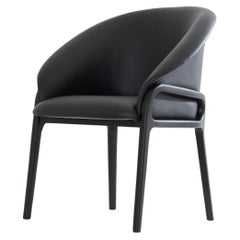 Minimalistischer organischer Stuhl aus schwarzem Massivholz, schwarzes Leder, Sitzmöbel