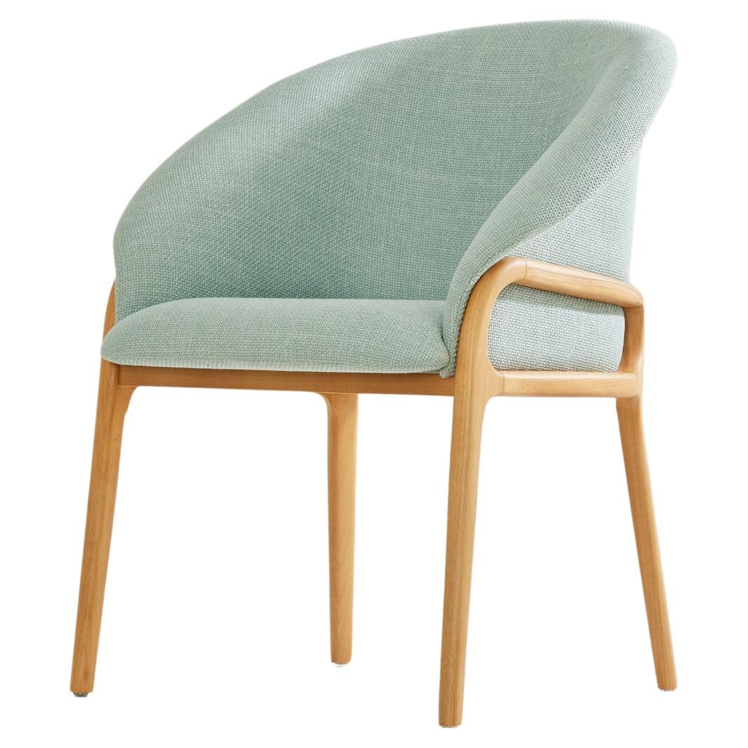 Minimalistischer organischer Stuhl aus schwarzem Massivholz, Sitzmöbel aus Cian-Textilien im Angebot