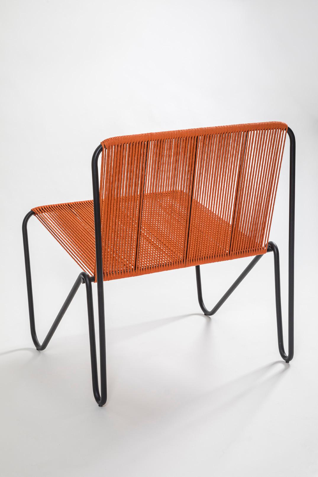 Peint Chaise d'extérieur minimaliste en acier inoxydable Yuu de Samuel Lamas en vente