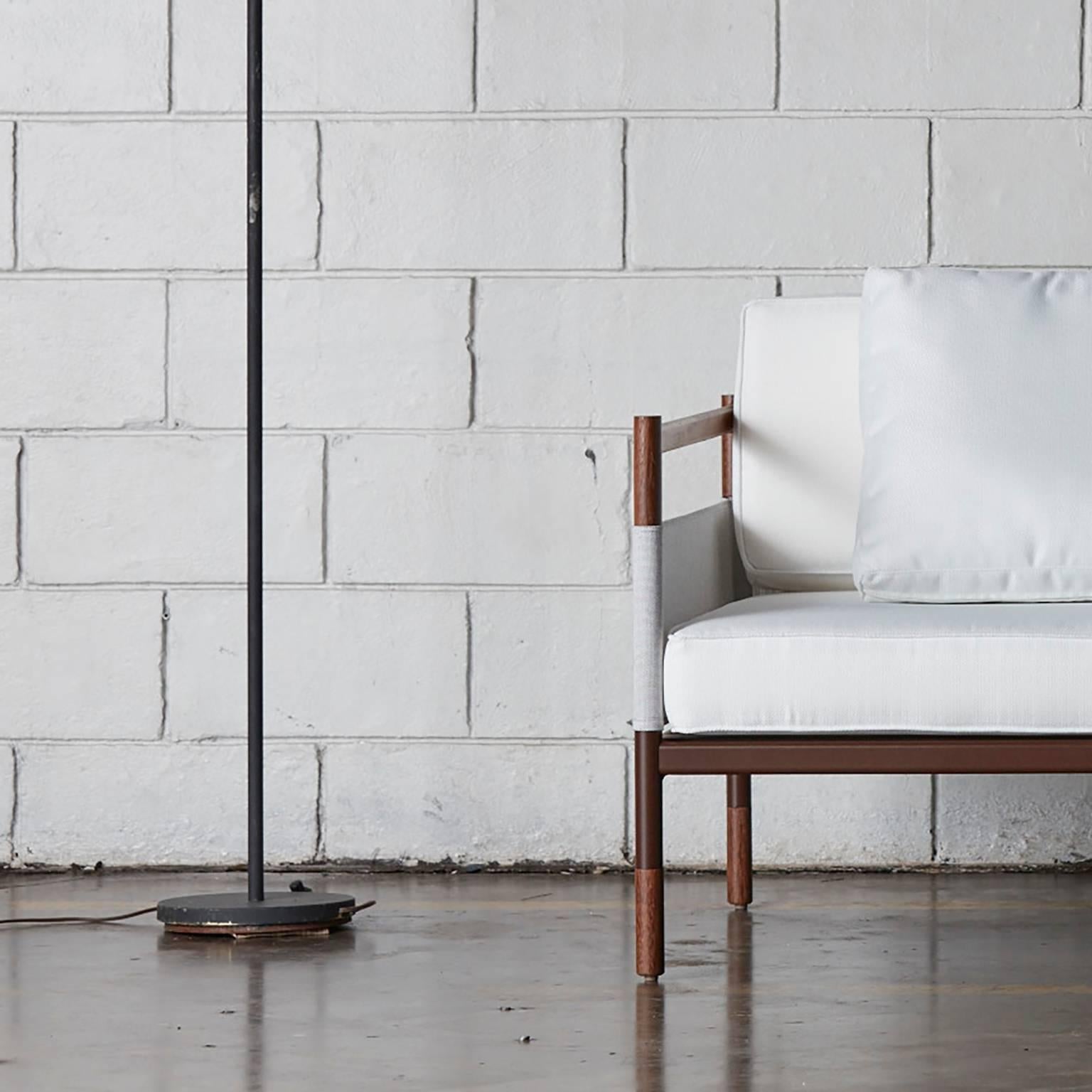 Minimalistischer Lounge-Sessel für draußen, brasilianisches Design (Moderne) im Angebot