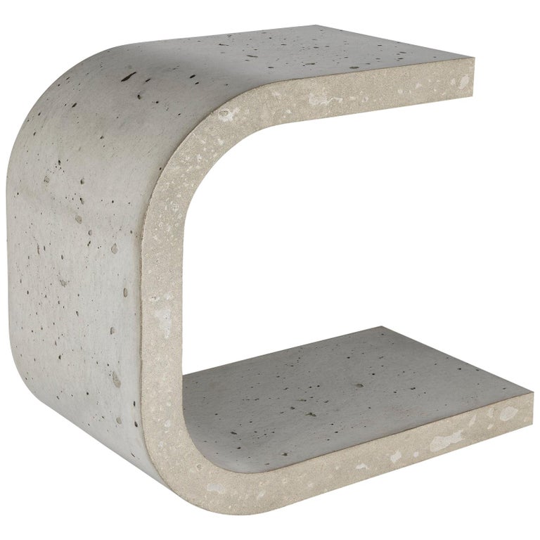Minimalist Outdoor Sealed Concrete Side Table For Sale