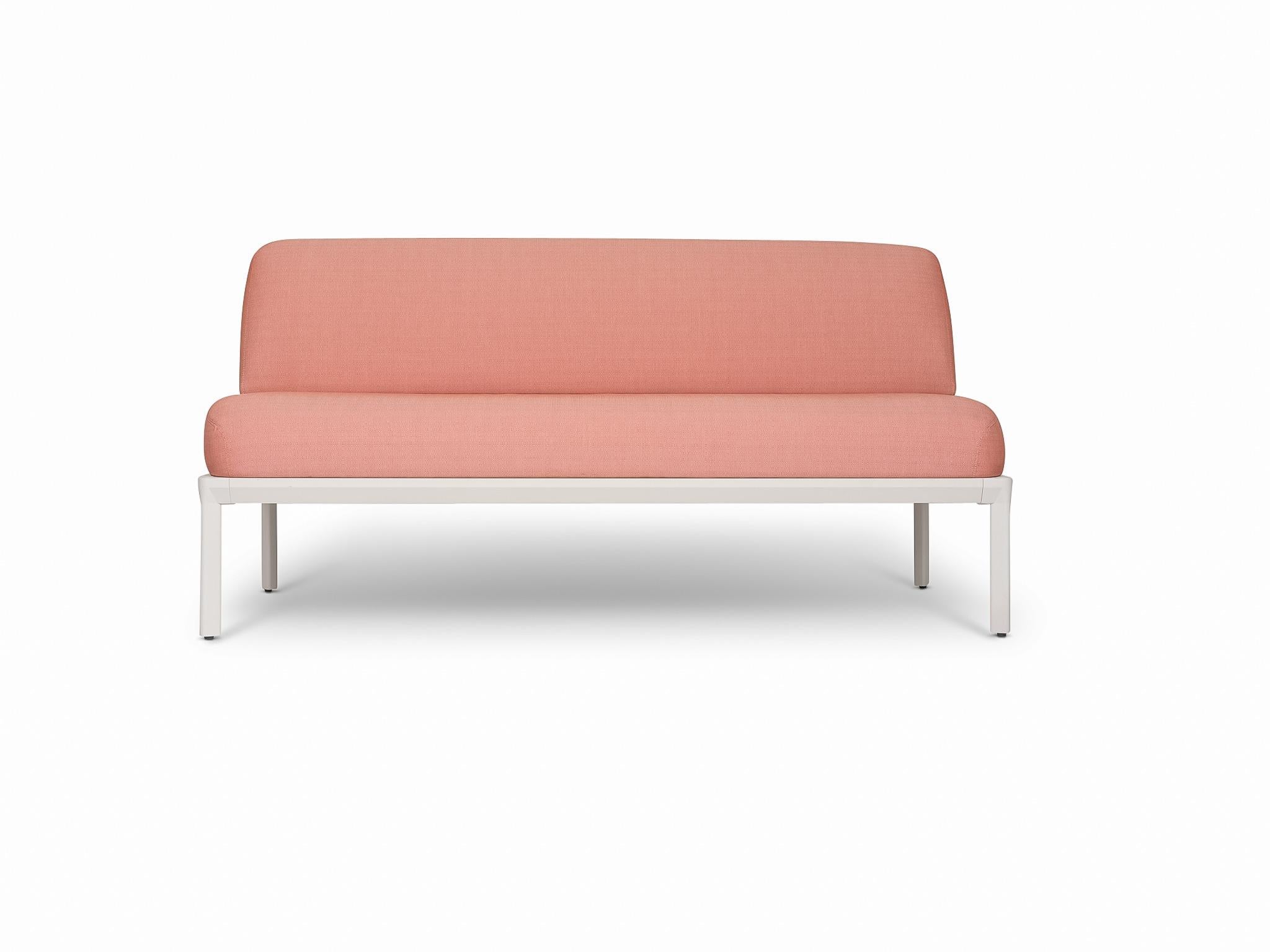 Moulage Ensemble sectionnel d'extérieur minimaliste : Loveseat, chaises et tables en aluminium moulé en vente