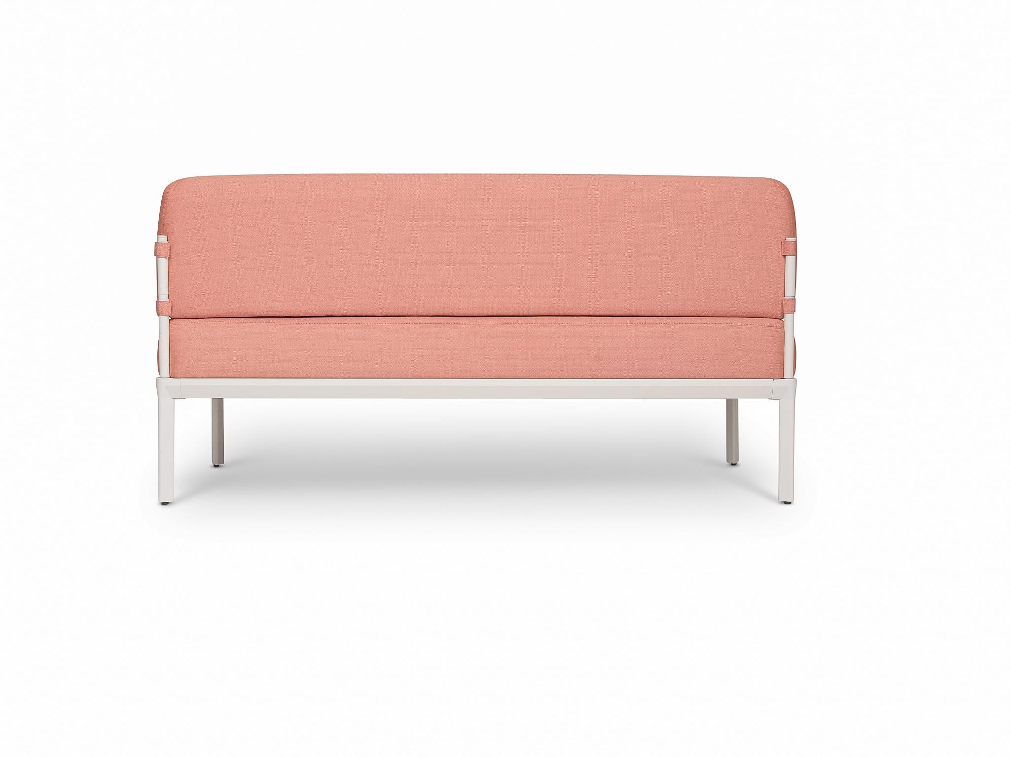 XXIe siècle et contemporain Ensemble sectionnel d'extérieur minimaliste : Loveseat, chaises et tables en aluminium moulé en vente