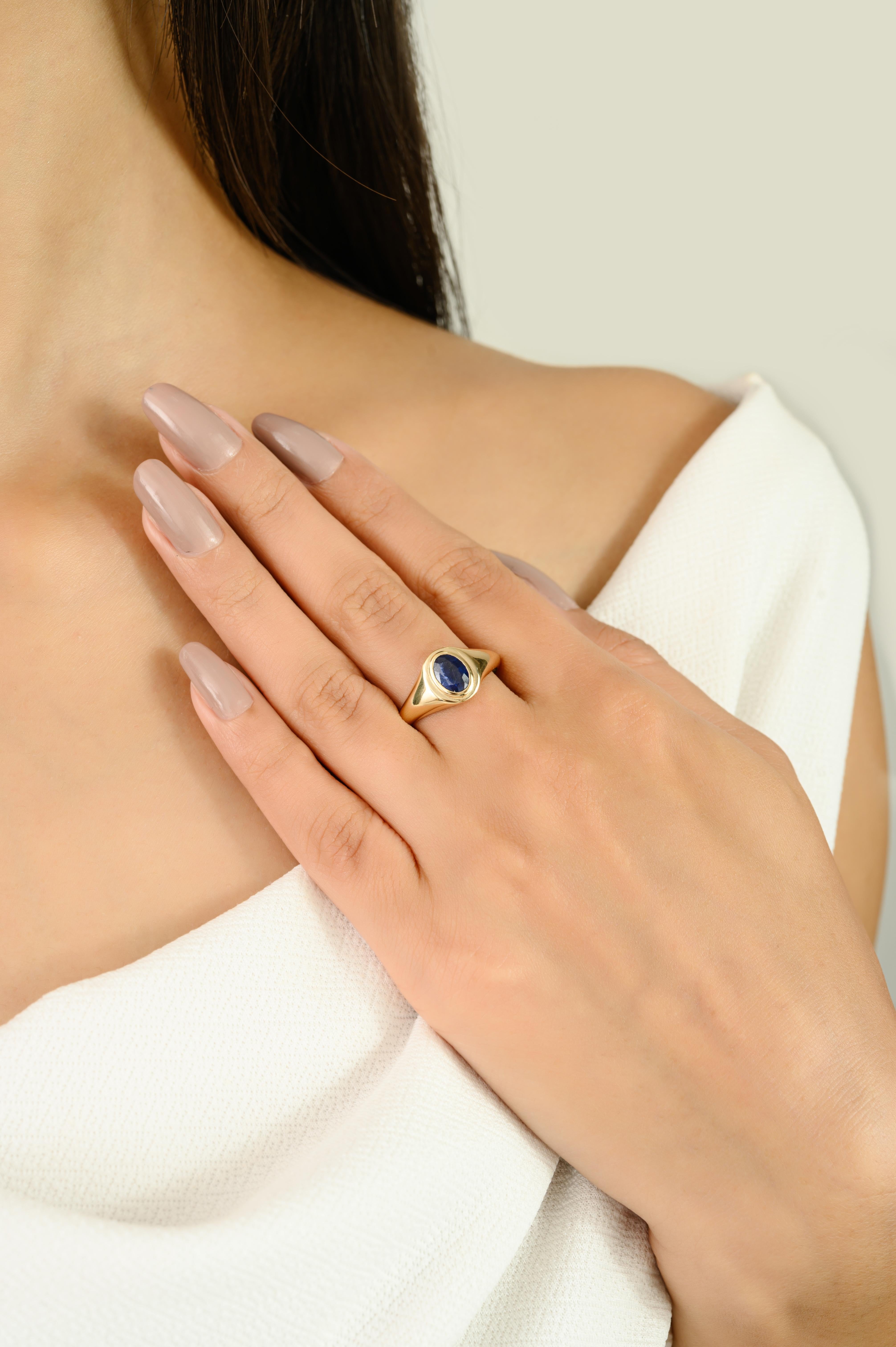 For Sale:  Minimalist Oval Cut Blue Sapphire Signet Ring for Her in 14K Solid Yellow Gold 4