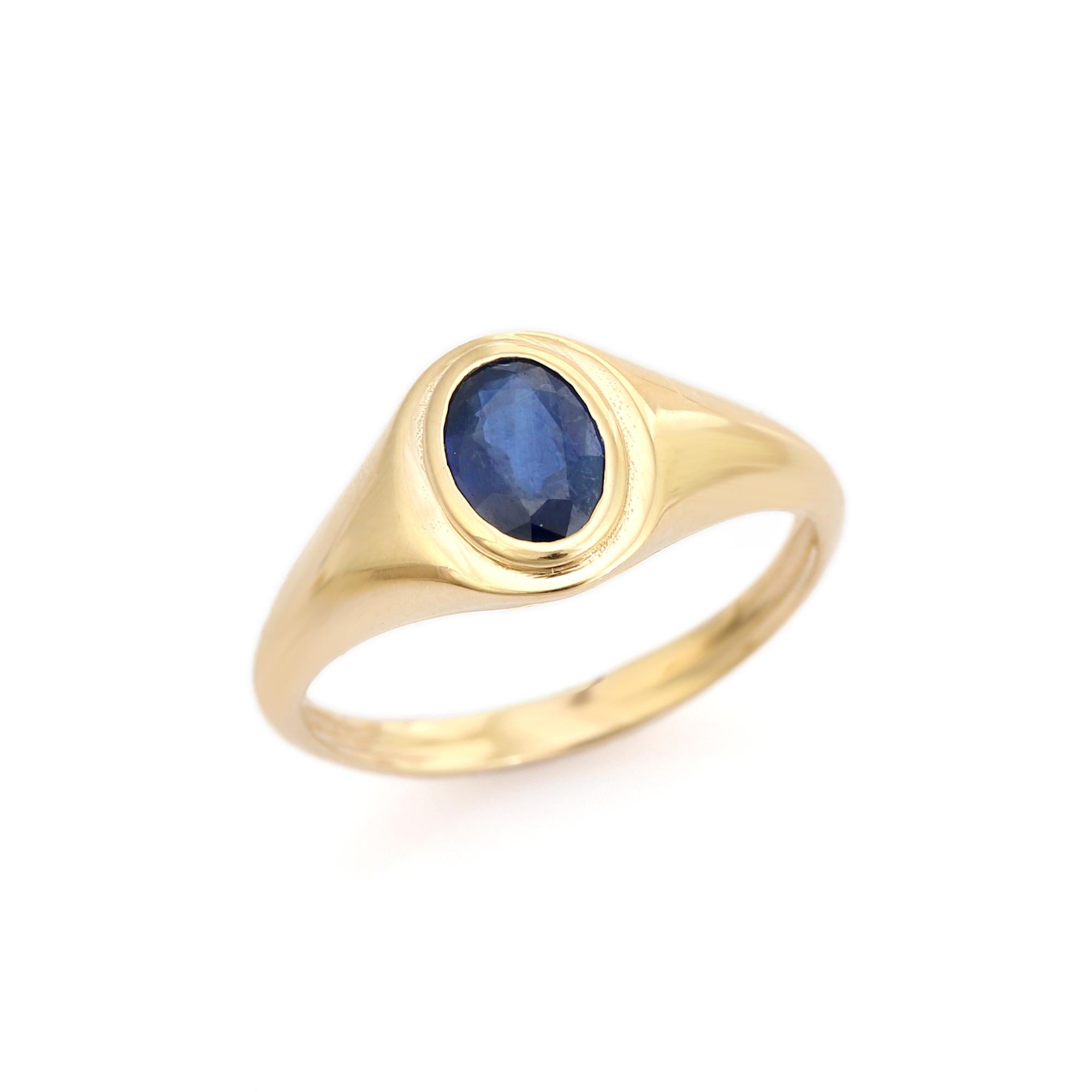 For Sale:  Minimalist Oval Cut Blue Sapphire Signet Ring for Her in 14K Solid Yellow Gold 7