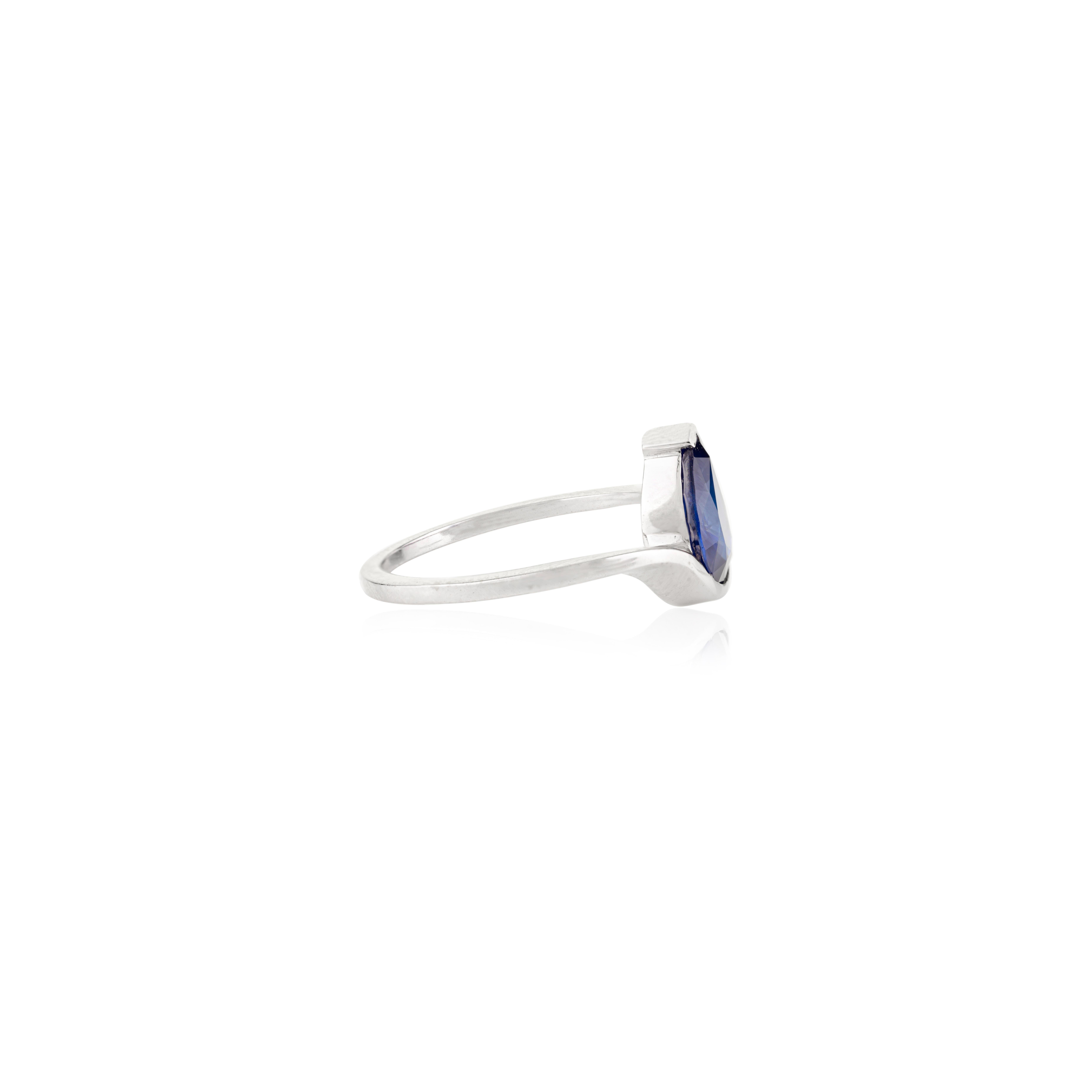 For Sale:  Minimalist Pear-Shaped Blue Sapphire Solitaire Ring in 18k White Gold for Her 5