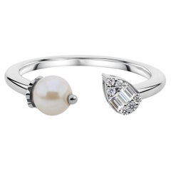 Anello aperto minimalista con perle e cluster di diamanti naturali SI/H in oro bianco 9 carati