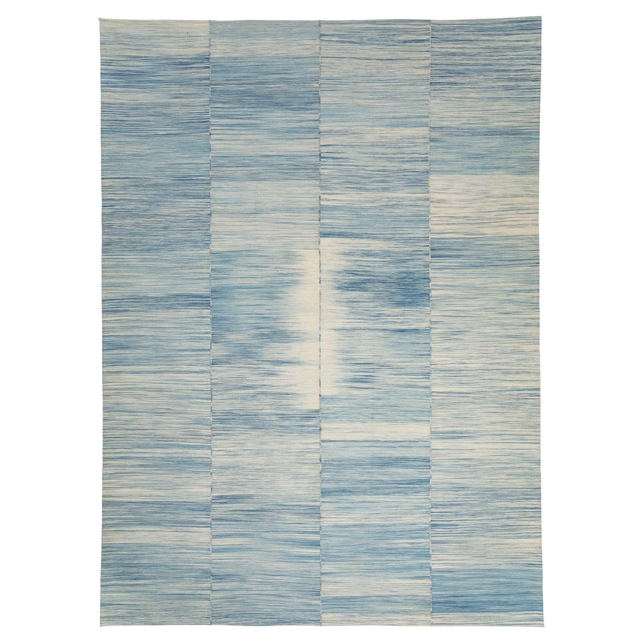Tapis persan minimaliste Mazandaran en laine bleue à tissage plat