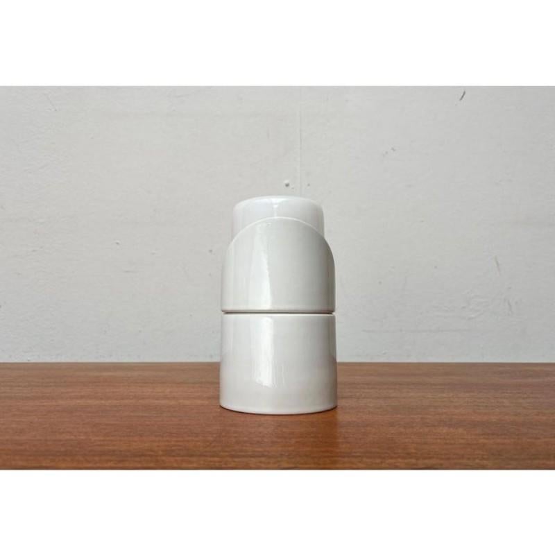 Aplique de baño minimalista de porcelana de Knud Holscher para IFÖ, Suecia, años 80 en venta 7