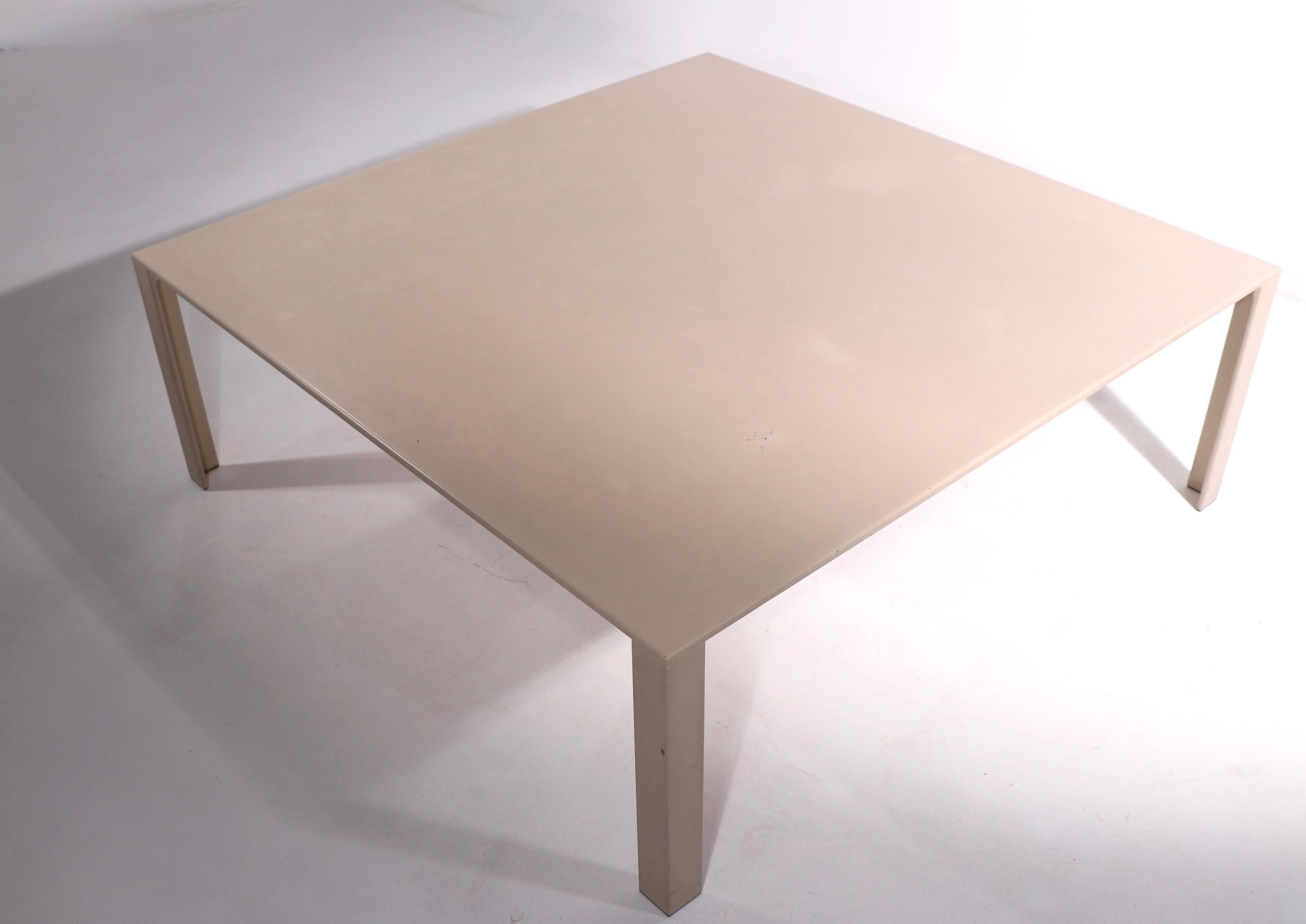20th Century Minimalist Postmodern Coffee Table Att. to Saporiti For Sale