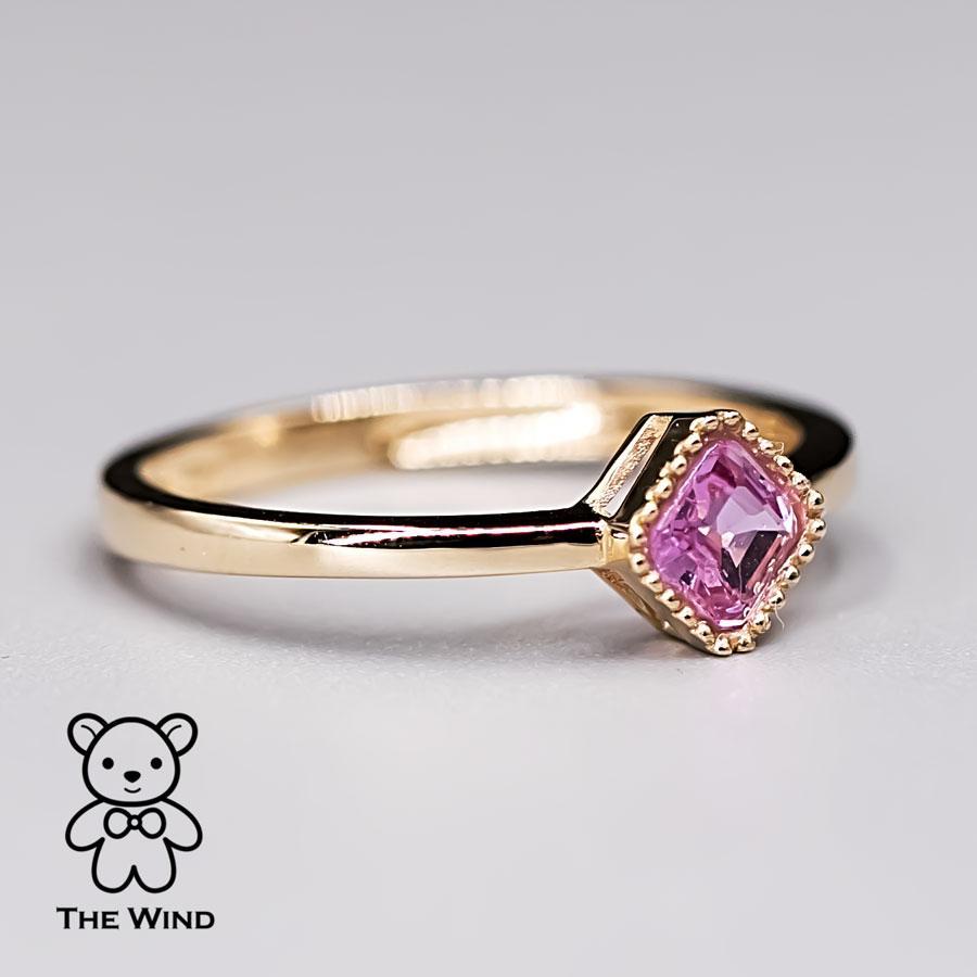 Minimalist Princess Cut Pink Sapphire Ring 14K Yellow Gold For Sale 1