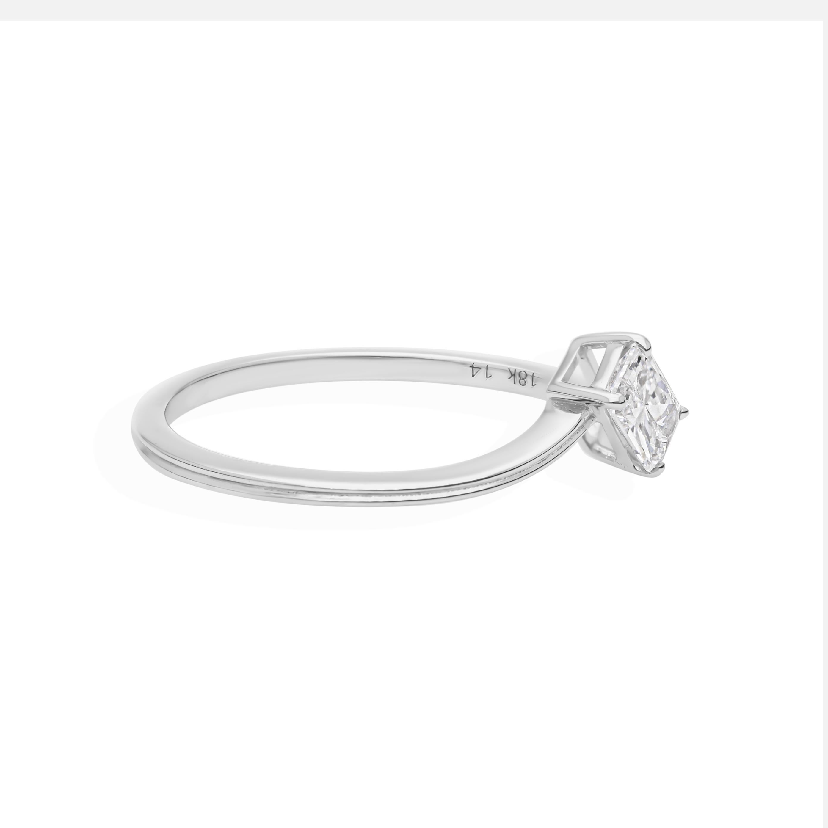 Im Angebot: Minimalistischer Diamant-Verlobungsring mit Strahlenschliff und Solitär 14 Karat Weißgold () 8