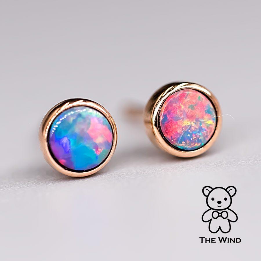 Minimalistische runde australische Opal-Ohrstecker 18k Rose Gold.

Kostenloser Inlandsversand mit USPS First Class!  Kostenlose einjährige beschränkte Garantie!  Kostenlose Geschenktüte oder -box zu jeder Bestellung!



Der Opal, die Königin der