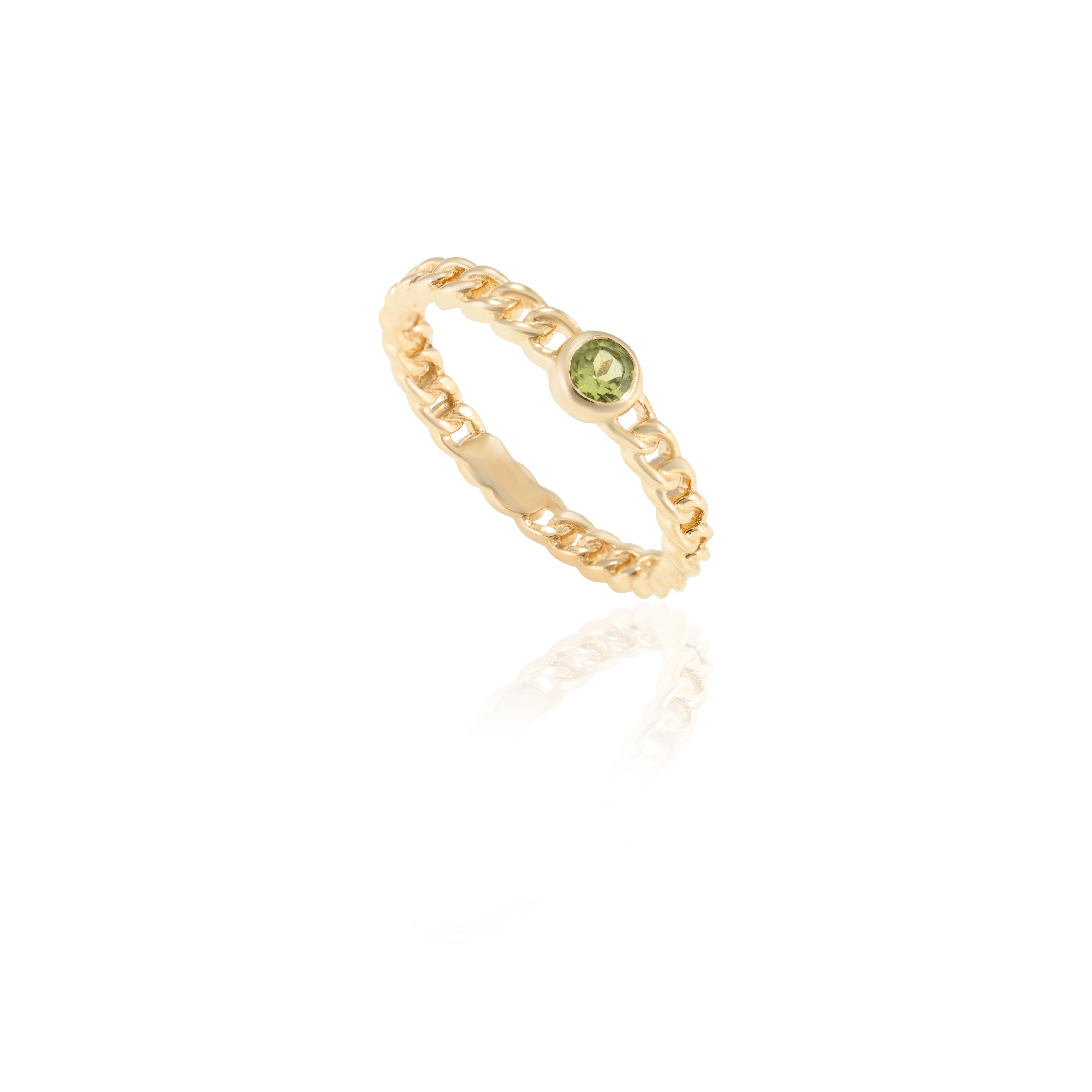 For Sale:  Minimalist Round Peridot Stackable Solid Curb Chain Ring in 14k Yellow Gold 4