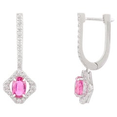 Pendientes colgantes minimalistas de oro blanco macizo de 18 quilates con diamantes y rubíes