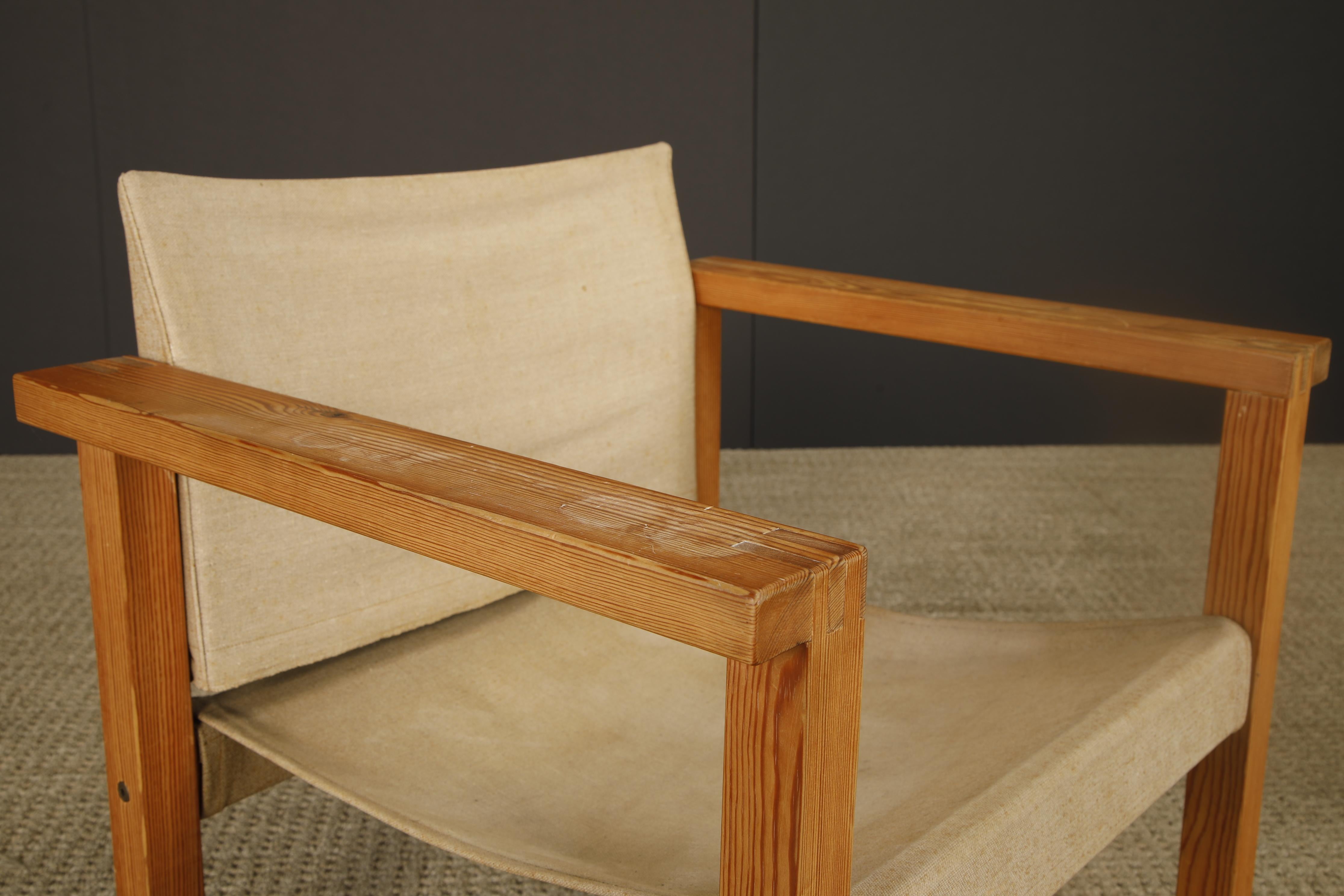 Minimalist Safari Sling Lounge Chair in Natural Canvas and Solid Wood, c 1970s For Sale 4