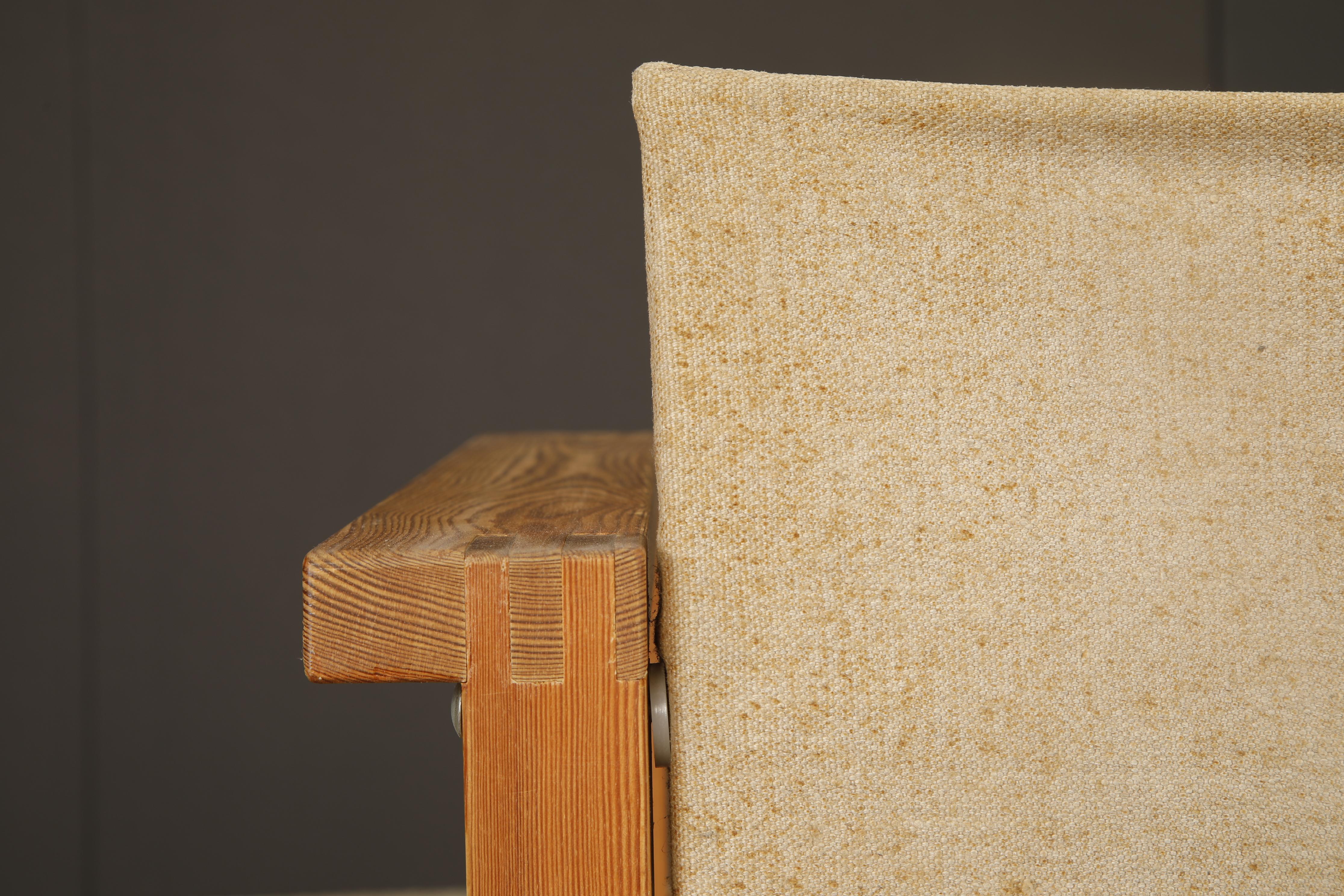 Minimalist Safari Sling Lounge Chair in Natural Canvas and Solid Wood, c 1970s For Sale 13