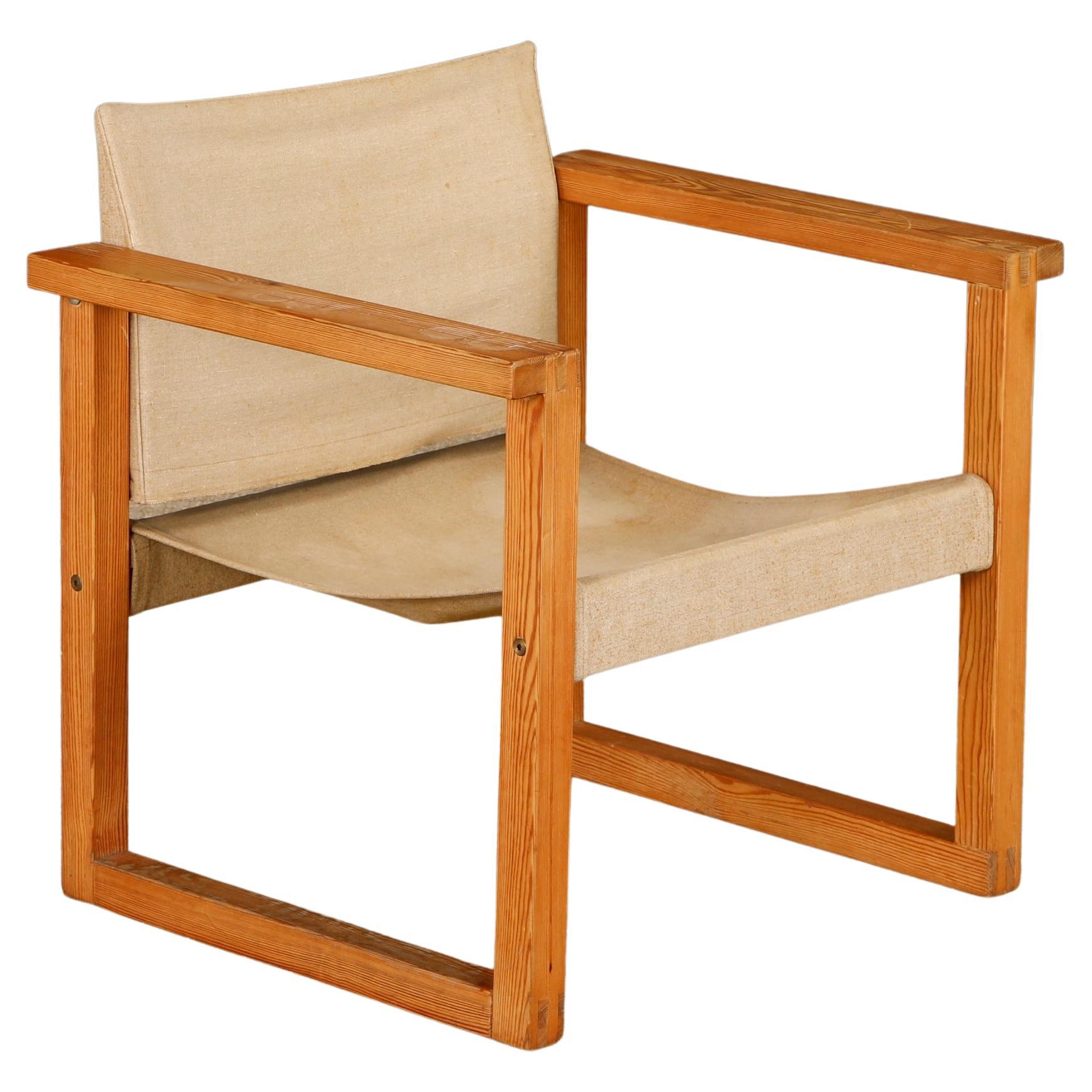 Minimalist Safari Sling Lounge Chair in Natural Canvas and Solid Wood, c 1970s For Sale