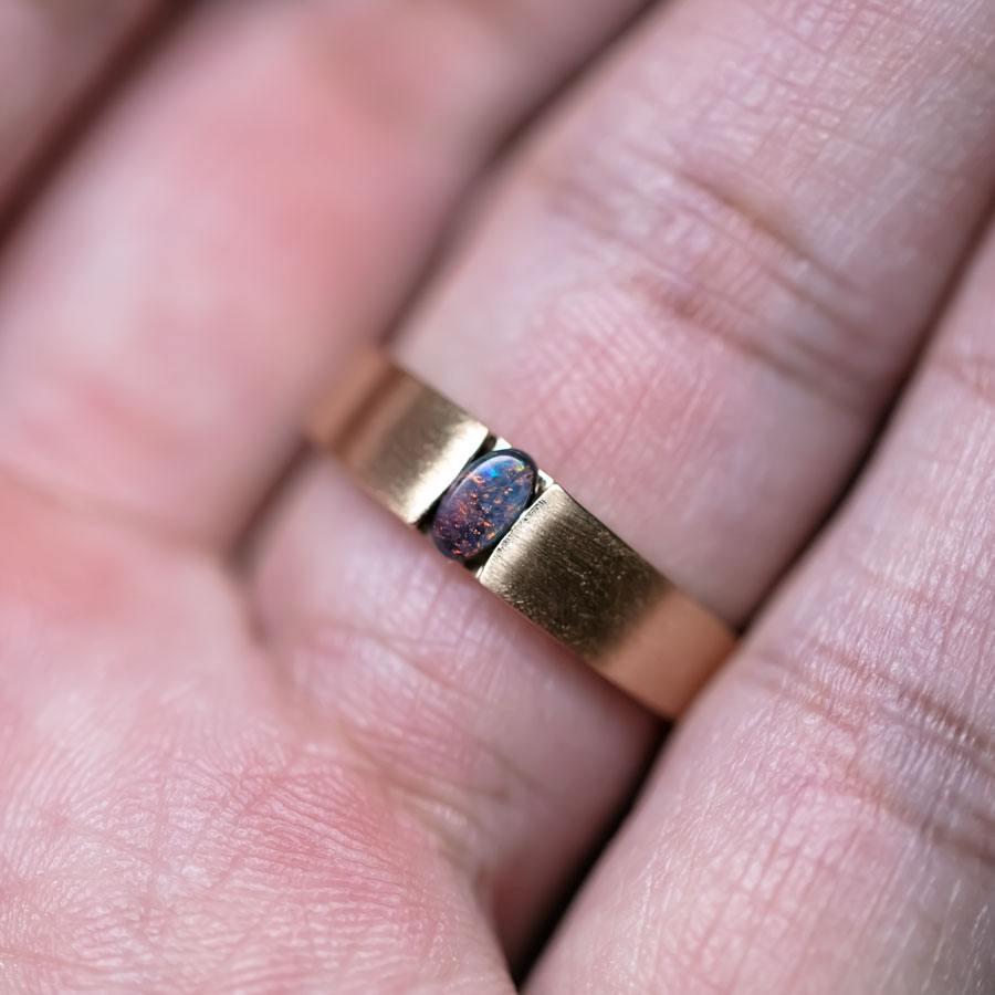Brilliant Cut Minimalist Satin Finish Australian Black Opal Band 18K Yellow Gold For Sale