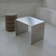 Minimalist Sculptural Accent Table in Aluminum by Veliento