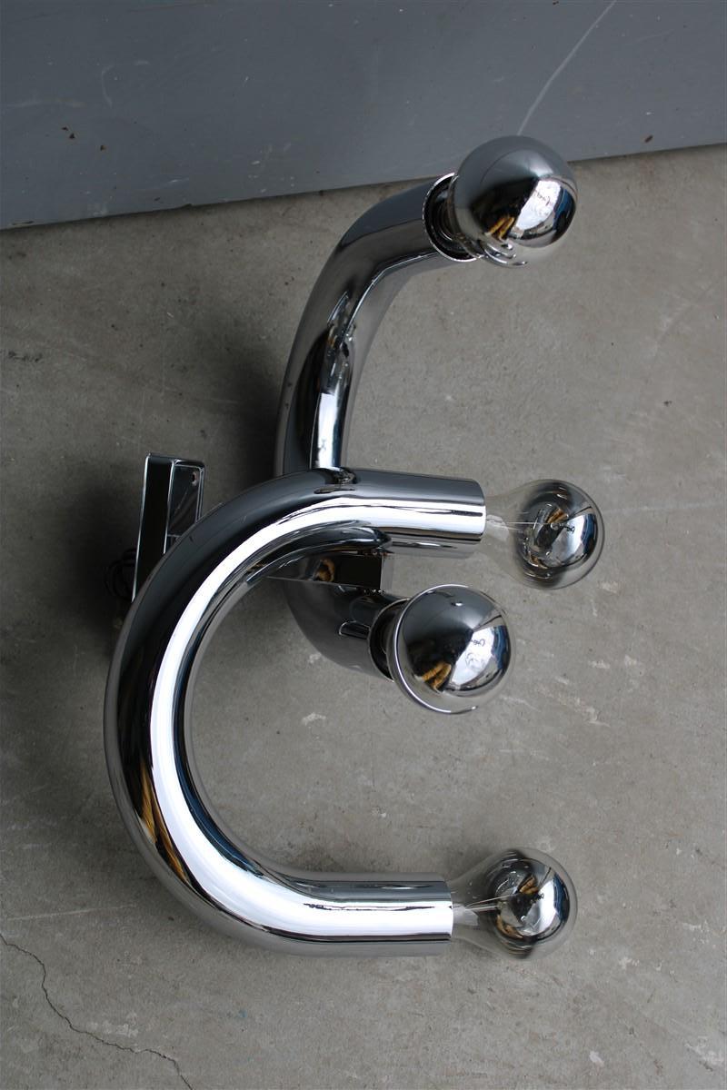 Minimalist Sculptural Stilux Tubular Steel Wall Lamp 1970s Silver Curved In Good Condition For Sale In Palermo, Sicily