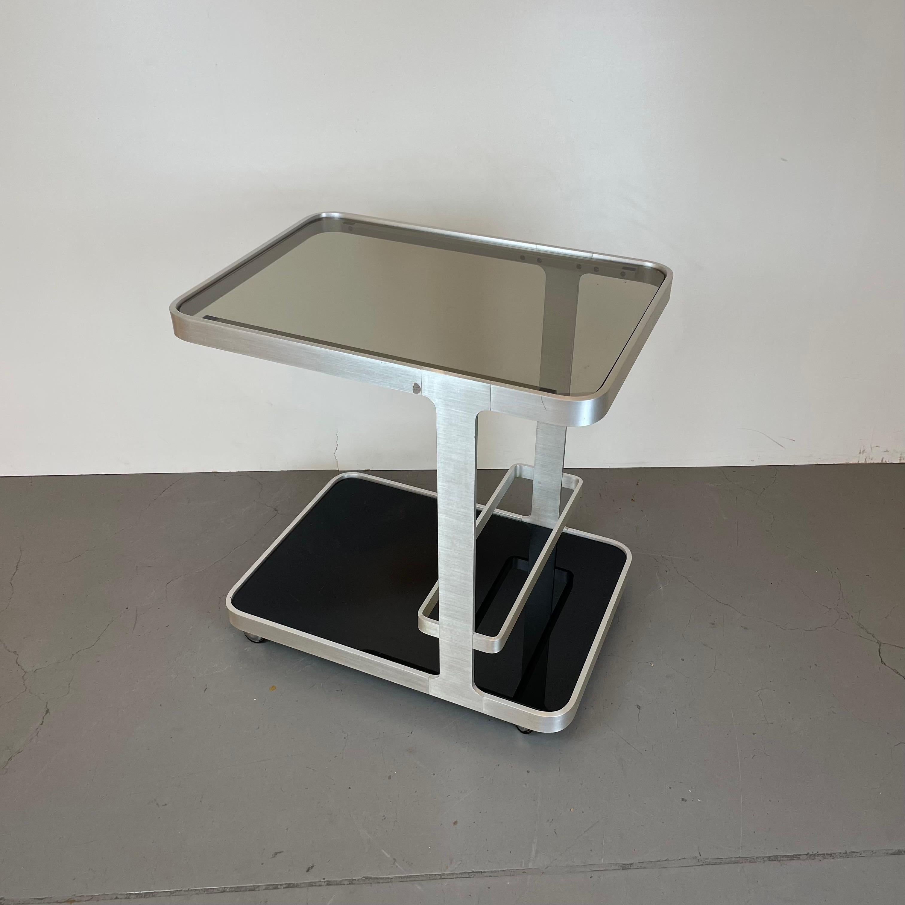 Minimalist Serving Trolley by Pierre Vandel for Espace Pierre Cardin, 1980s For Sale 6