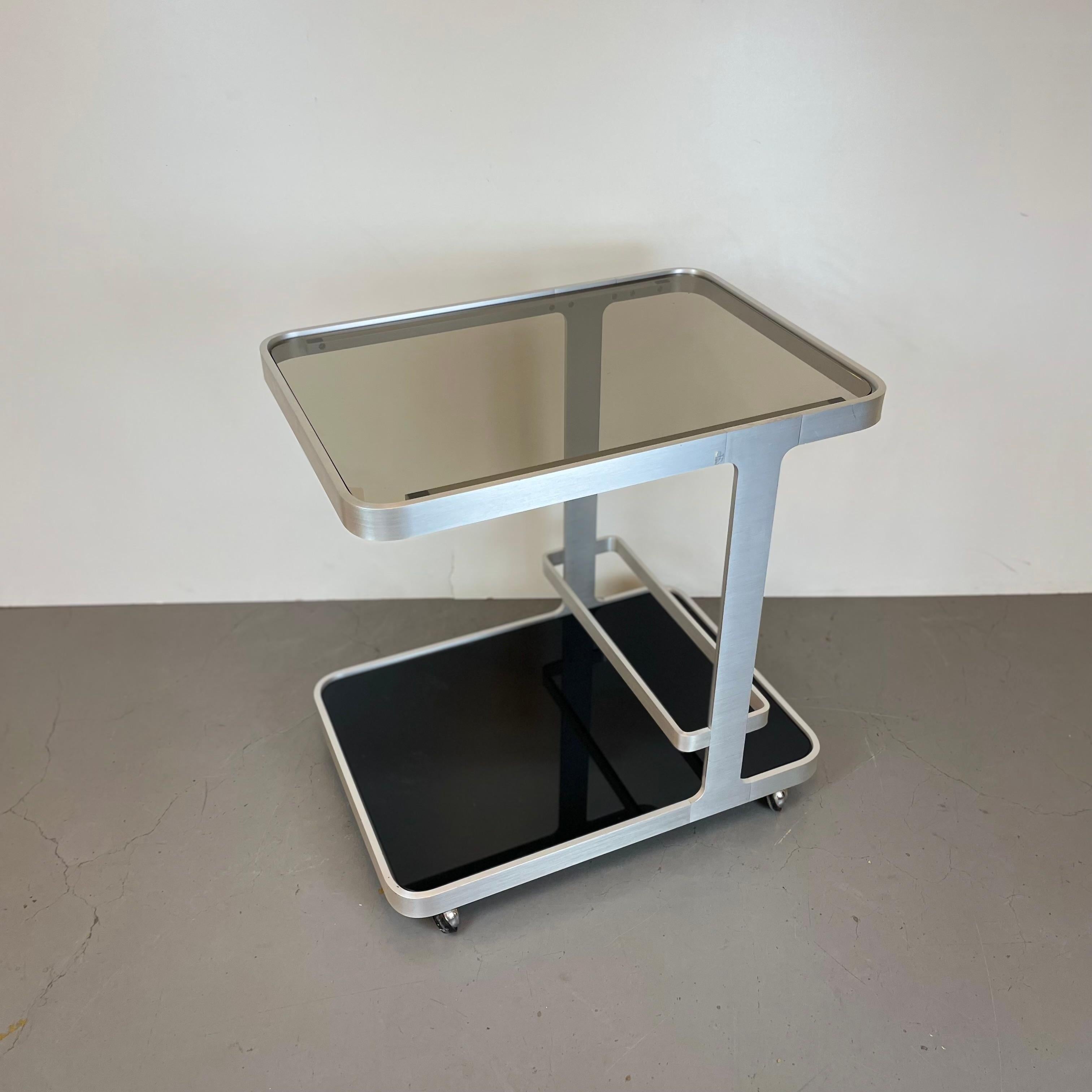 Minimalist Serving Trolley by Pierre Vandel for Espace Pierre Cardin, 1980s For Sale 7
