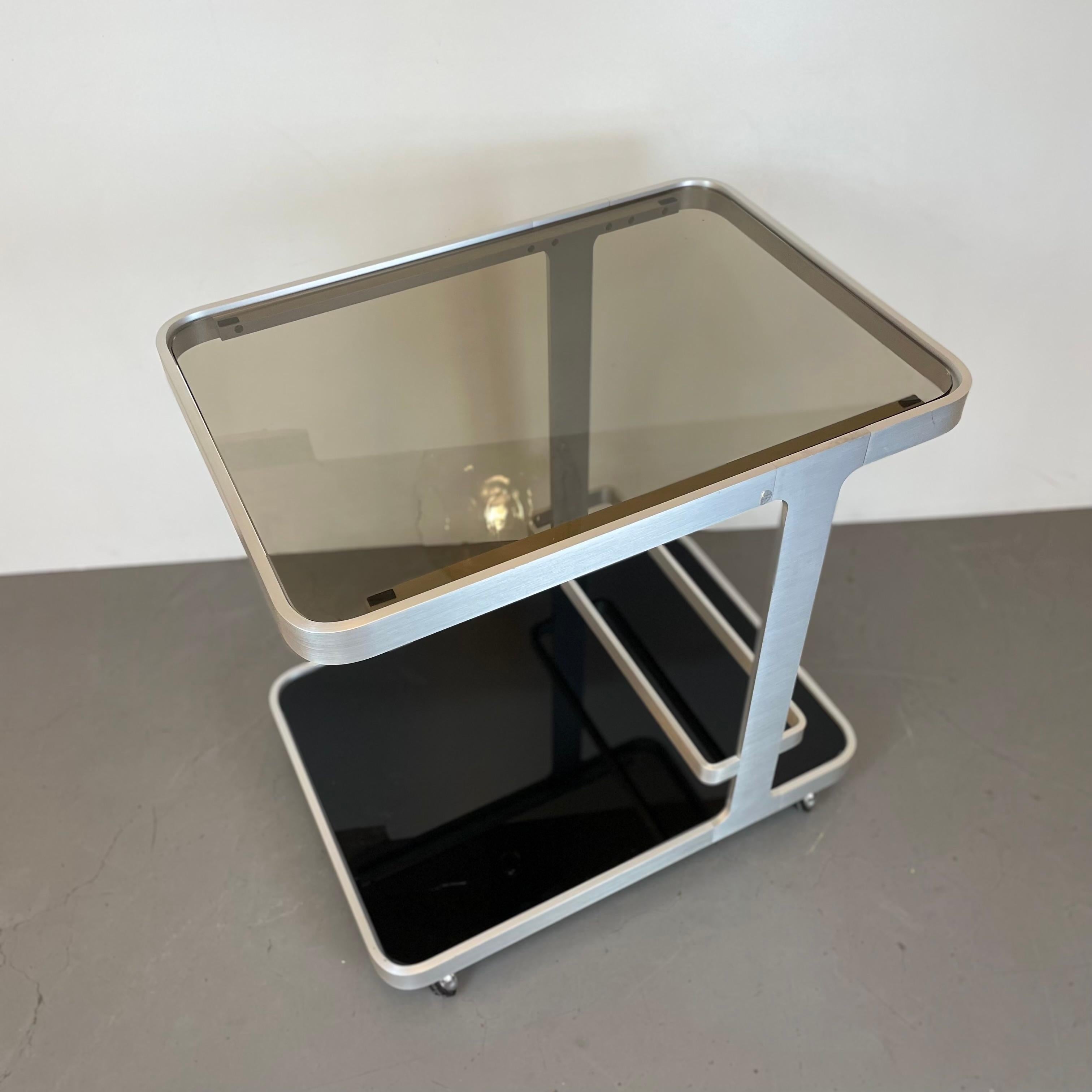 Minimalist Serving Trolley by Pierre Vandel for Espace Pierre Cardin, 1980s For Sale 9