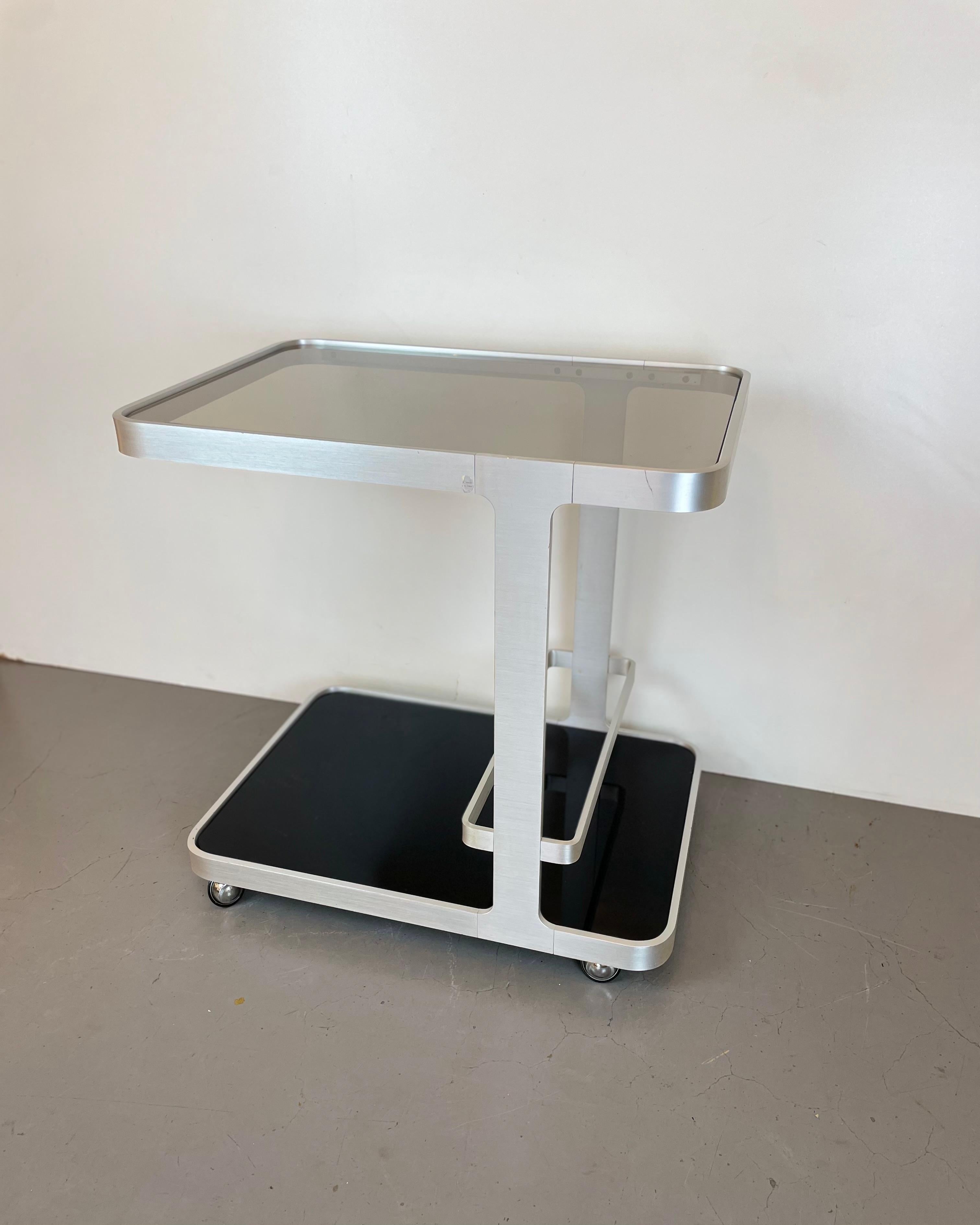 Minimalist Serving Trolley by Pierre Vandel for Espace Pierre Cardin, 1980s In Good Condition For Sale In Brussel, BE