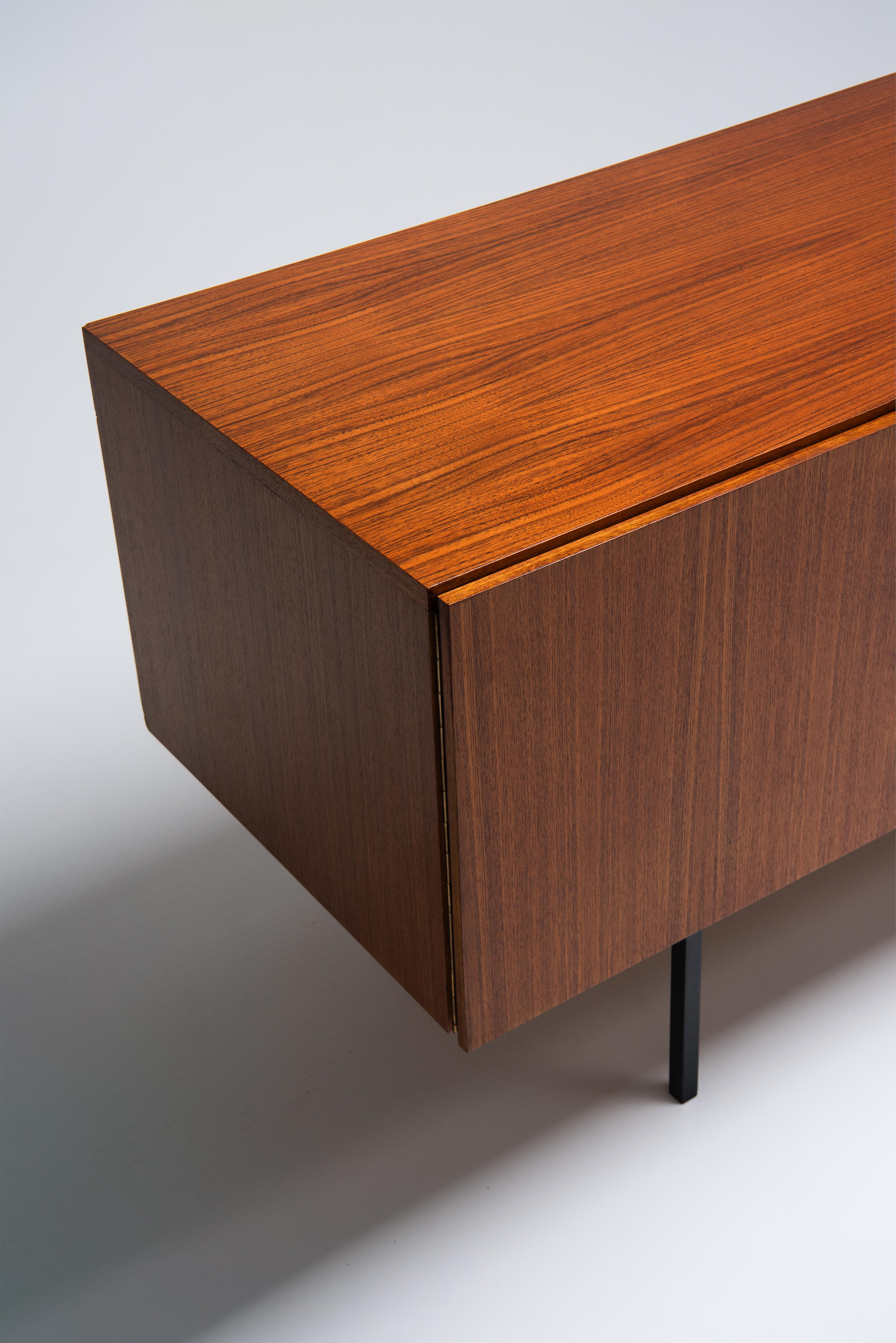 Mid-Century Modern Minimalist Sideboard - B40 - Dieter Waekerlin