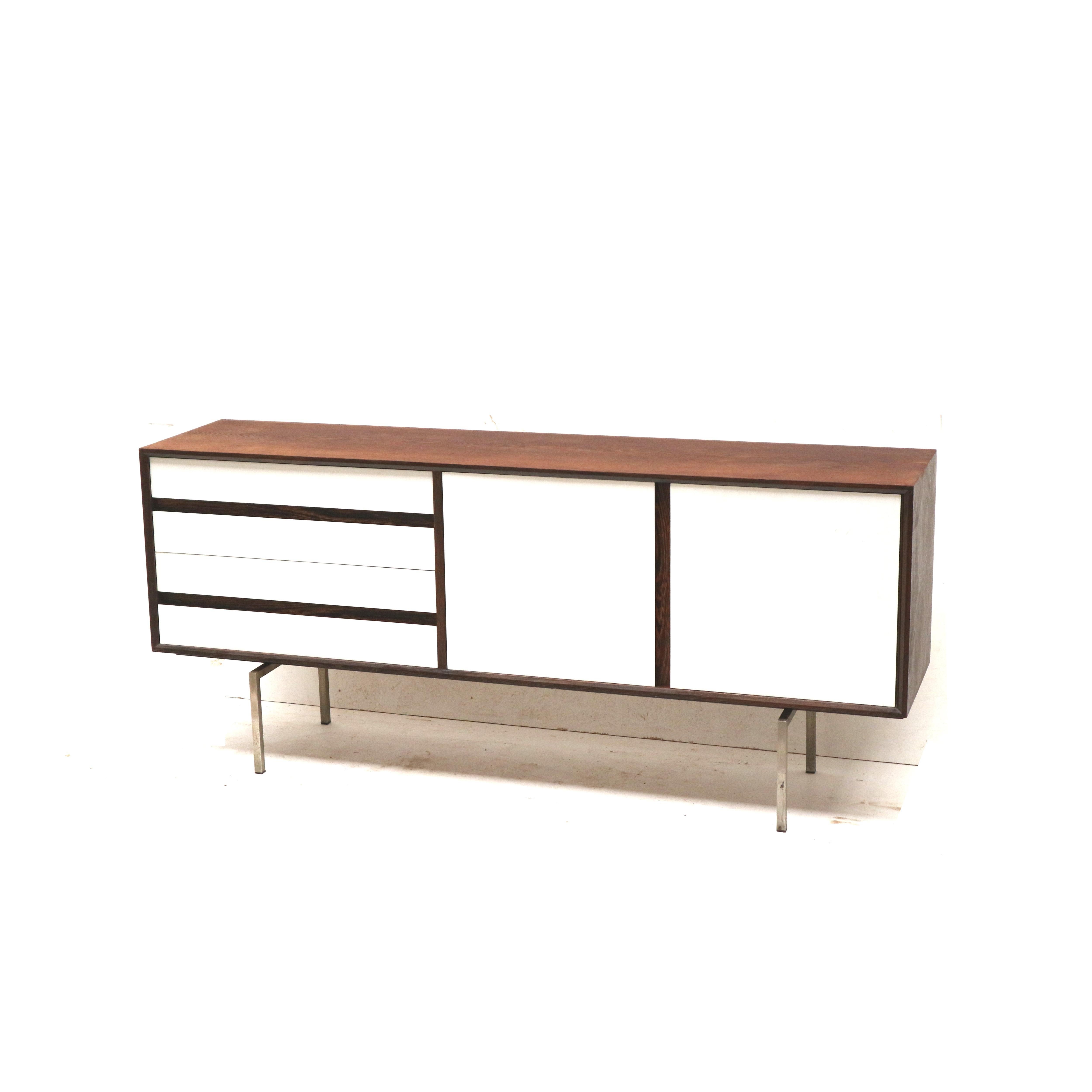 Minimalist sideboard by Rudolf B. Glatzel for Fristho, 1960s For Sale 5