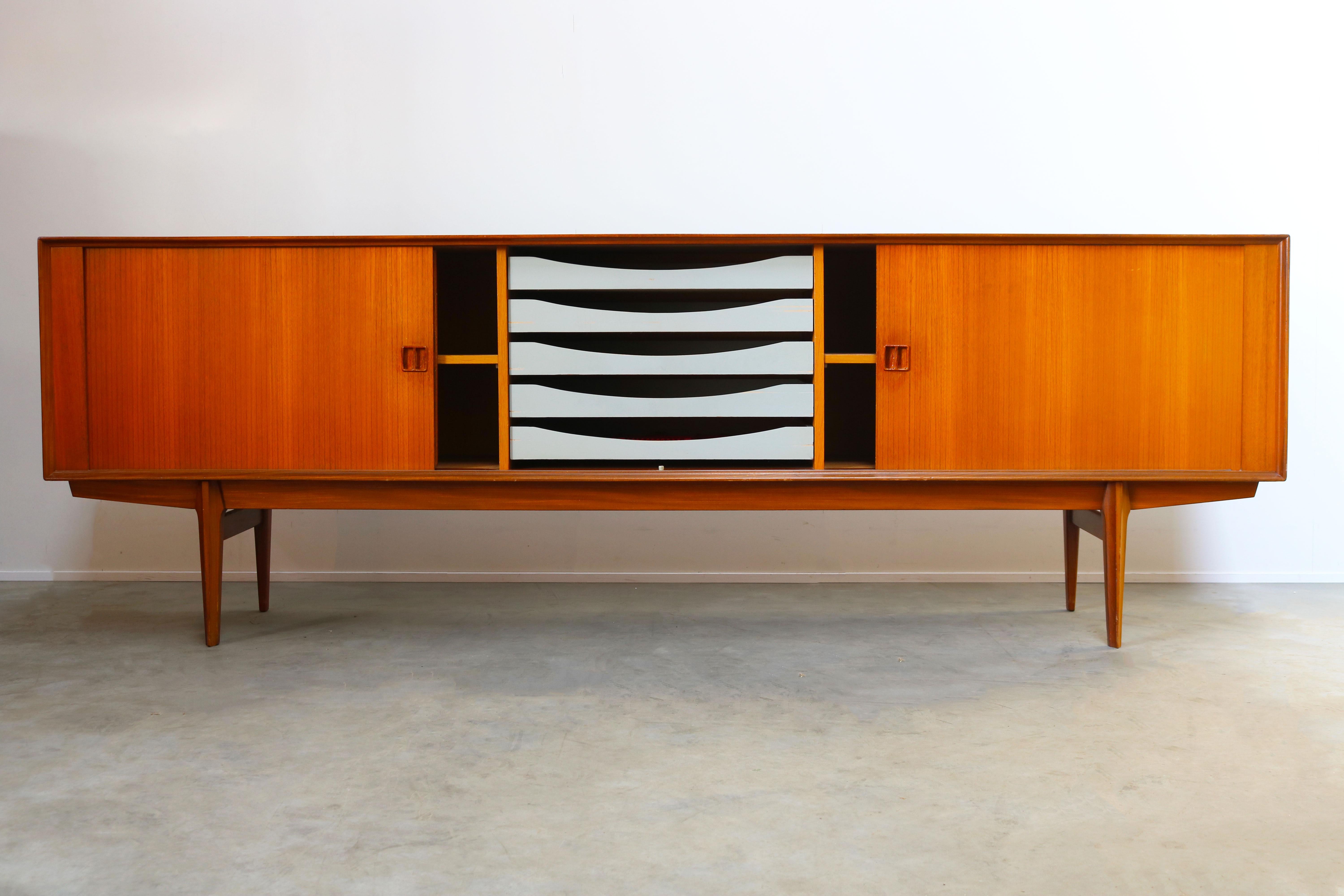 Mid-20th Century Minimalist Sideboard / Credenza by Oswald Vermaercke for V-Form 1950s in Teak