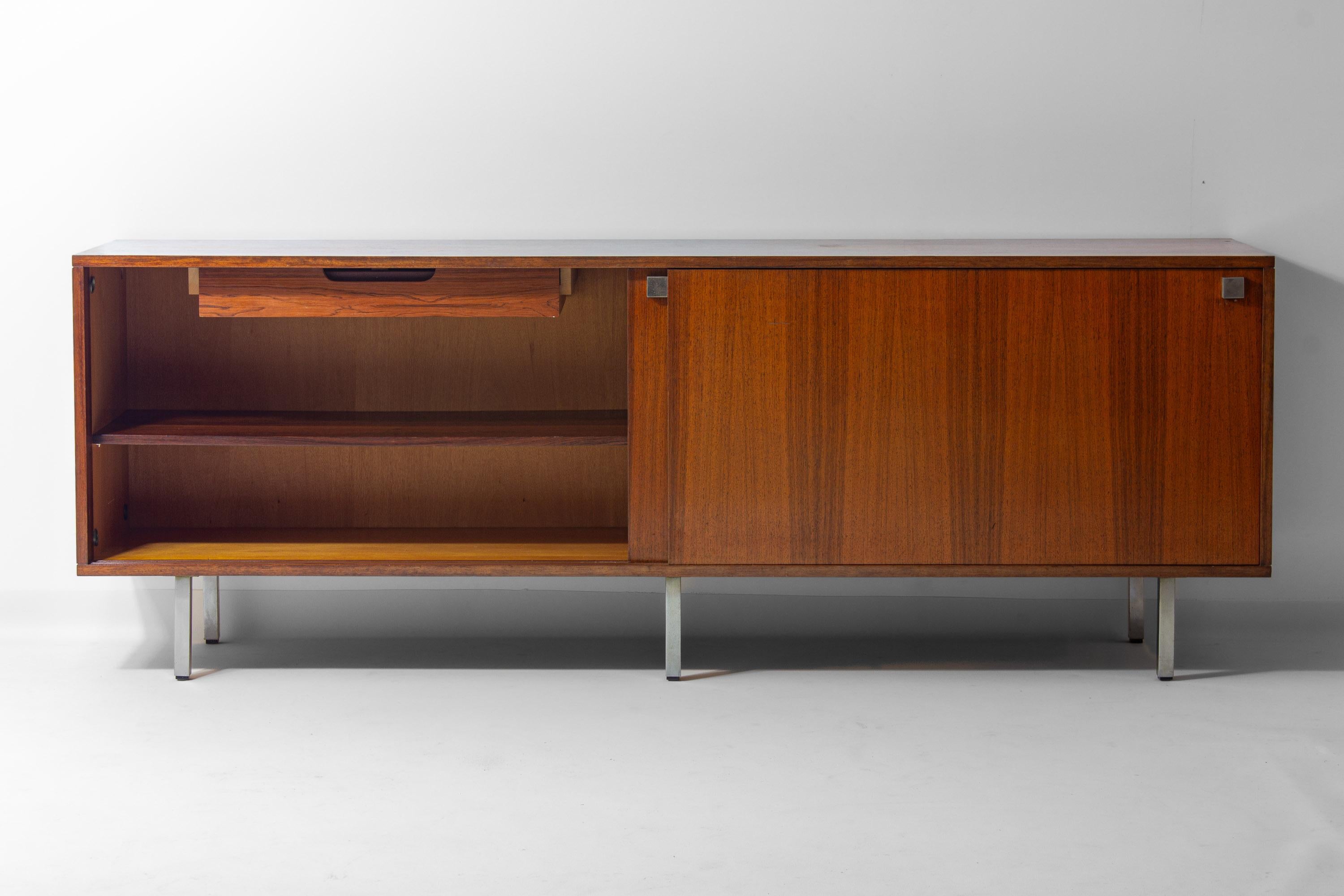 Minimalist sideboard in teak and chrome by Alfred Hendrickx, 1960s In Good Condition For Sale In Antwerpen, VAN