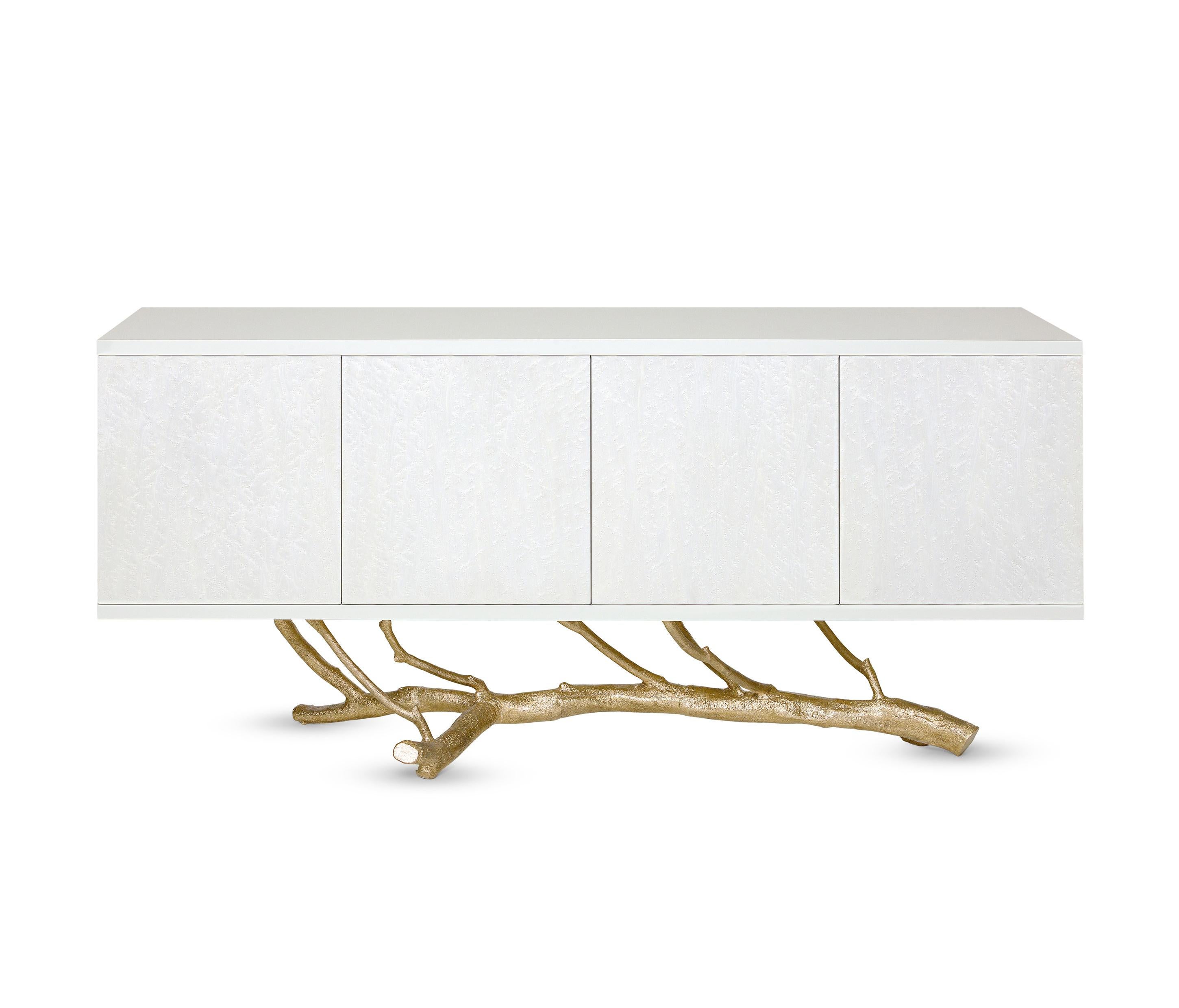 Minimalist Sideboard Standing on Cast Brass Base In New Condition For Sale In New York, NY
