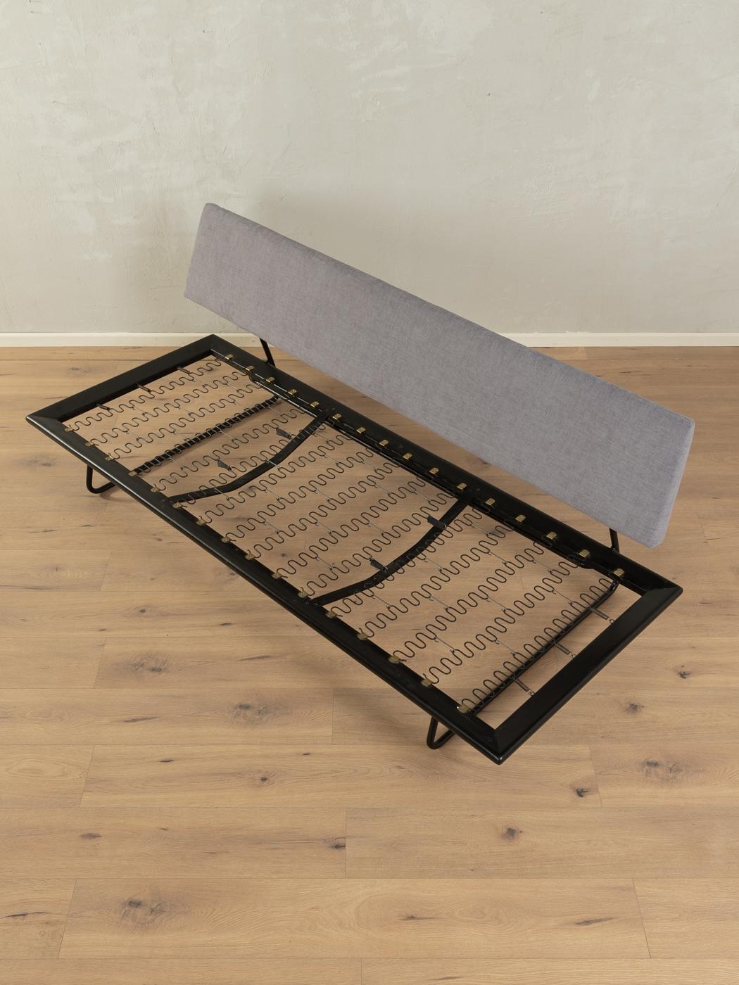 Milieu du XXe siècle Canapé minimaliste Rolf Grunow pour Walter Knoll en vente
