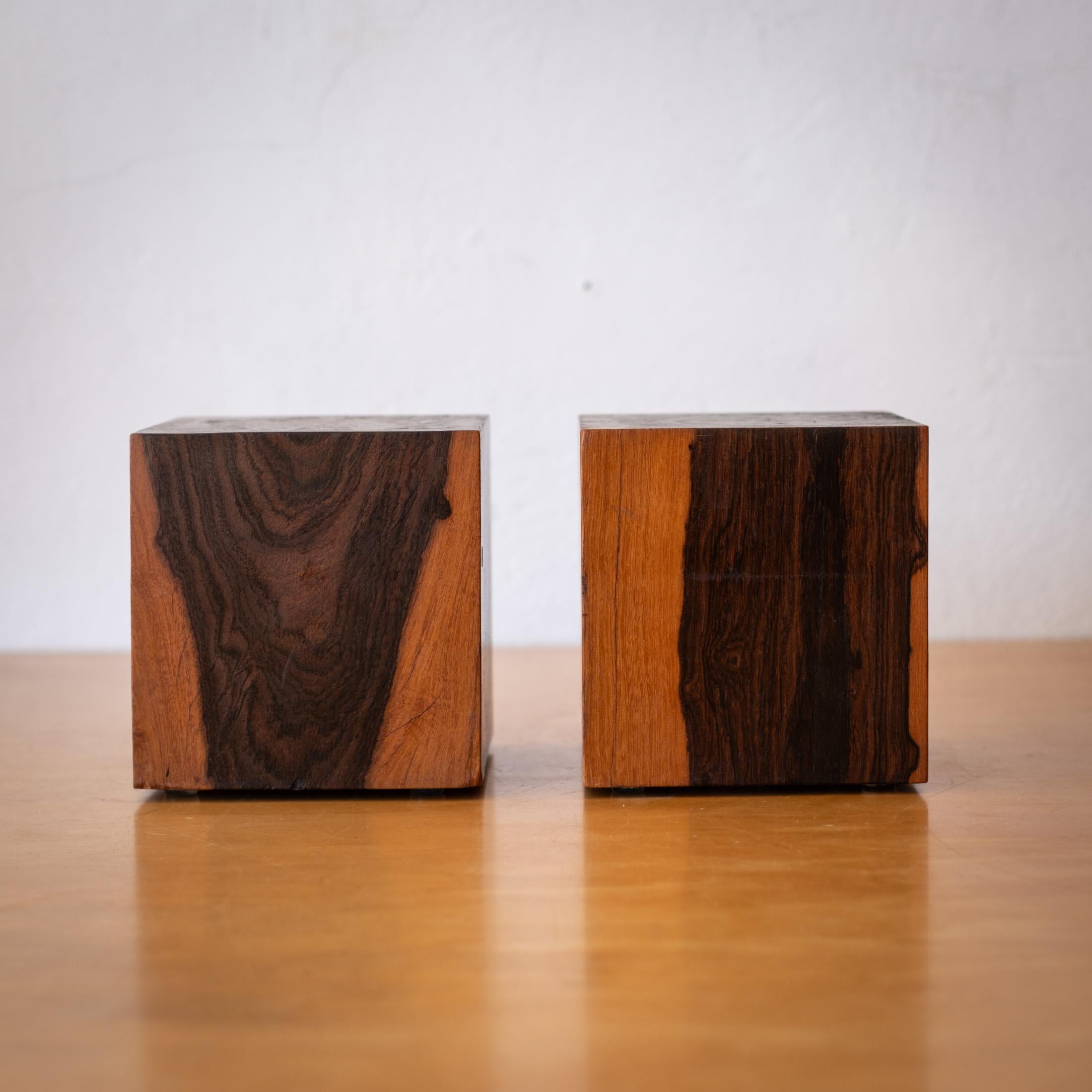 Minimalistische Buchstützen aus massivem Cocobolo 1960er Jahre im Angebot 7