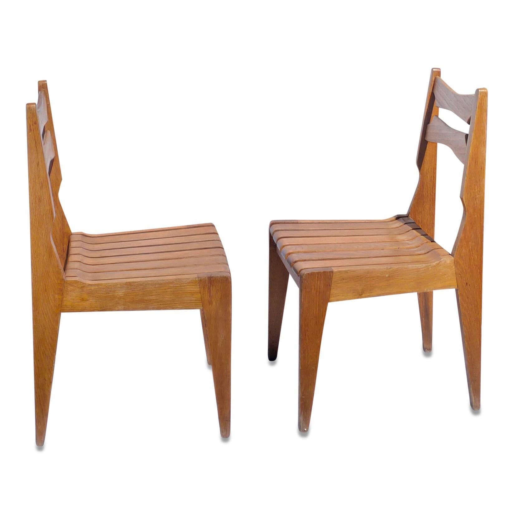 Mid-20th Century Set of 4 Solid Oak Slats Chairs by Guillerme & Chambron, France, 1960s For Sale