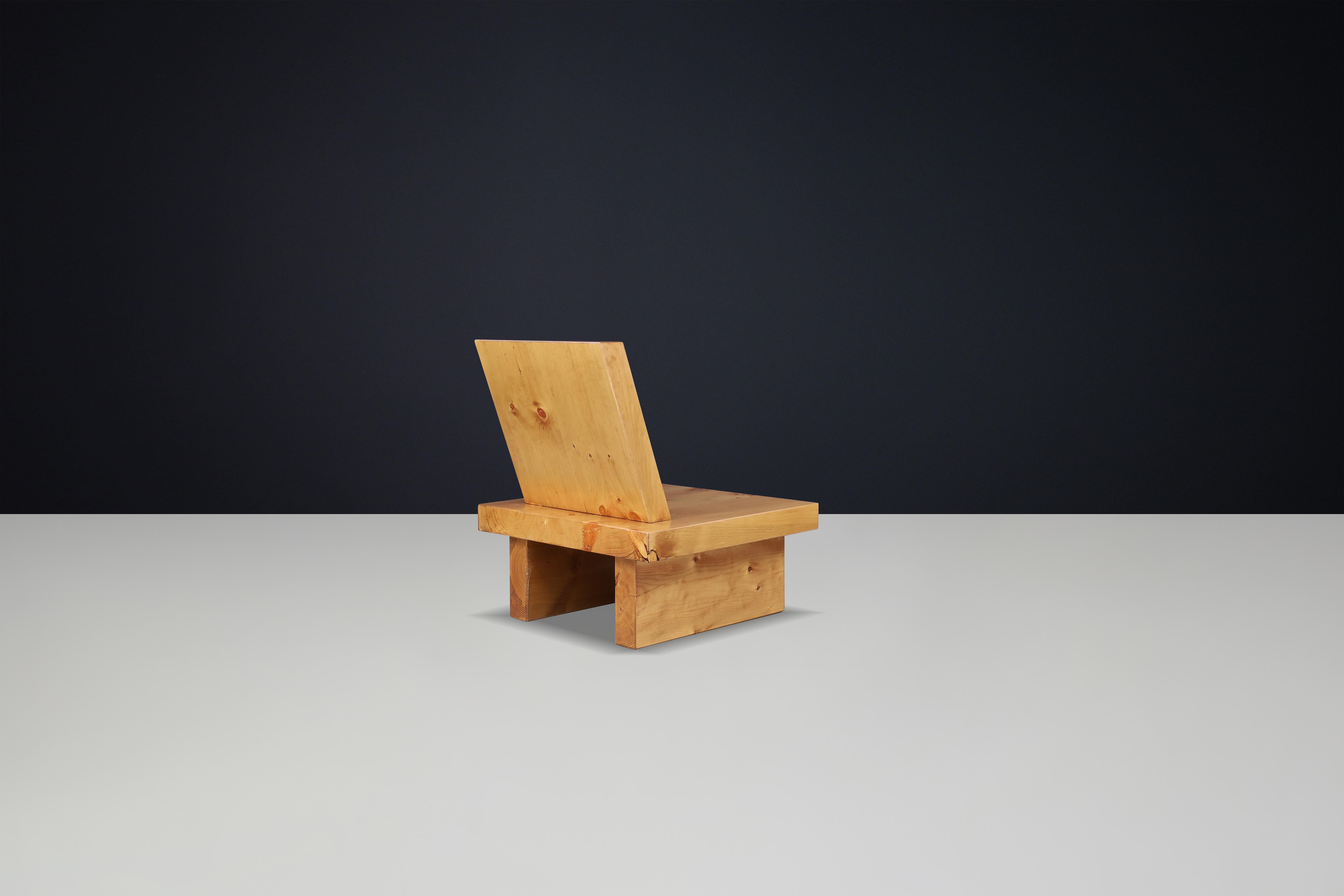 Pin Fauteuils de salon minimalistes en pin massif d'Ibiza, 1960 en vente