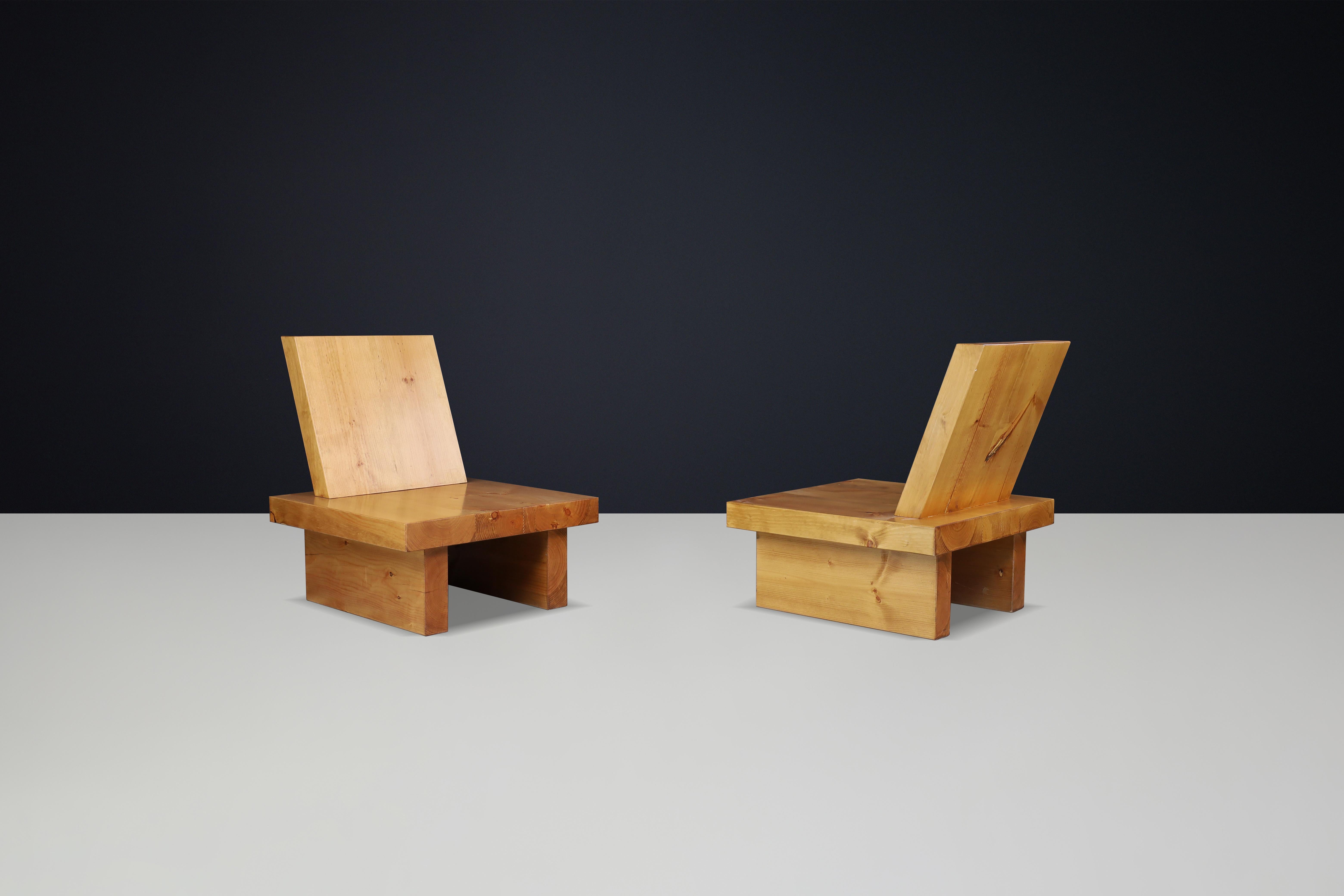 Fauteuils de salon minimalistes en pin massif d'Ibiza, 1960 en vente 2