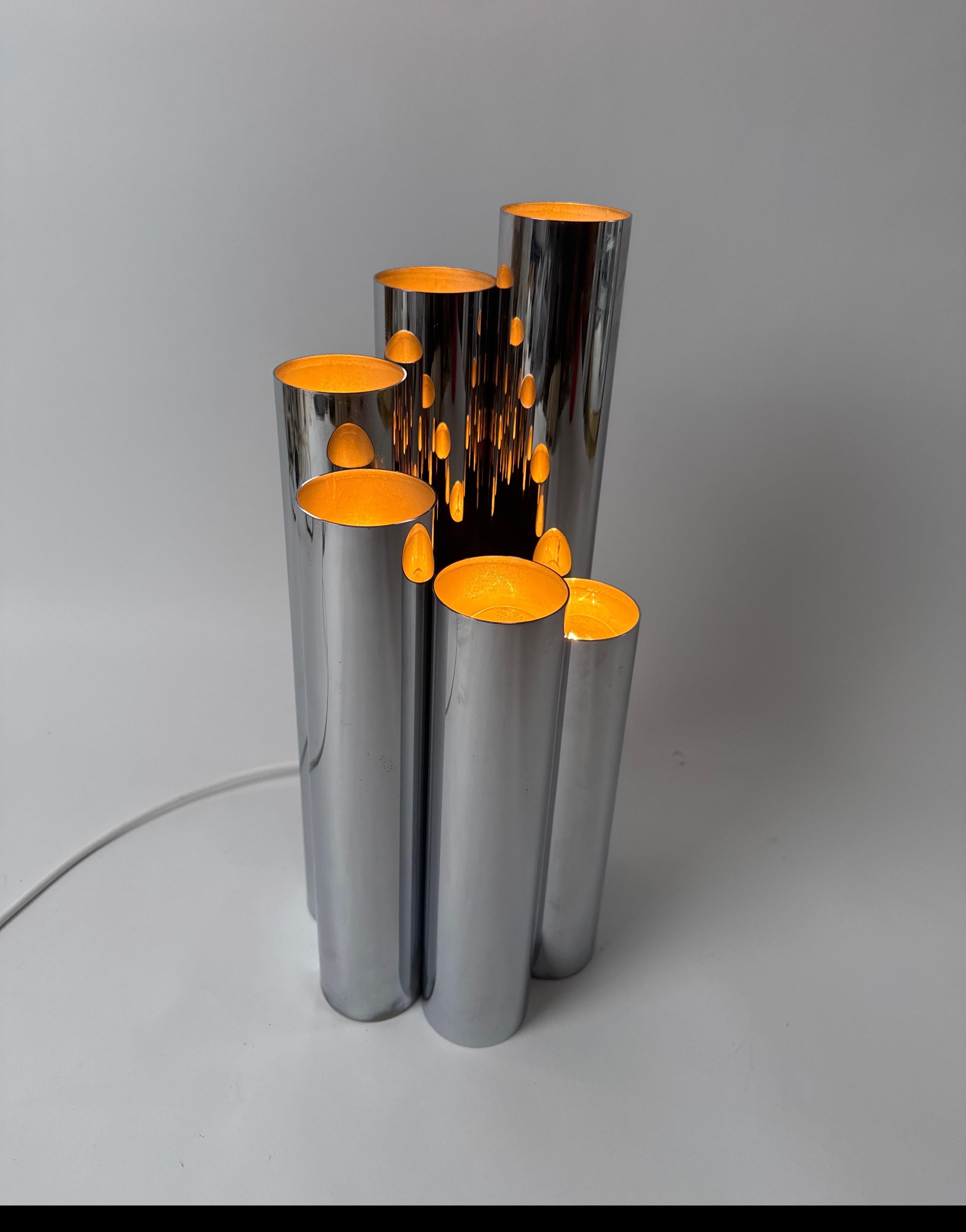Lampe tube minimaliste de l'ère spatiale, Koch & Lowy, États-Unis, années 1960 en vente 4