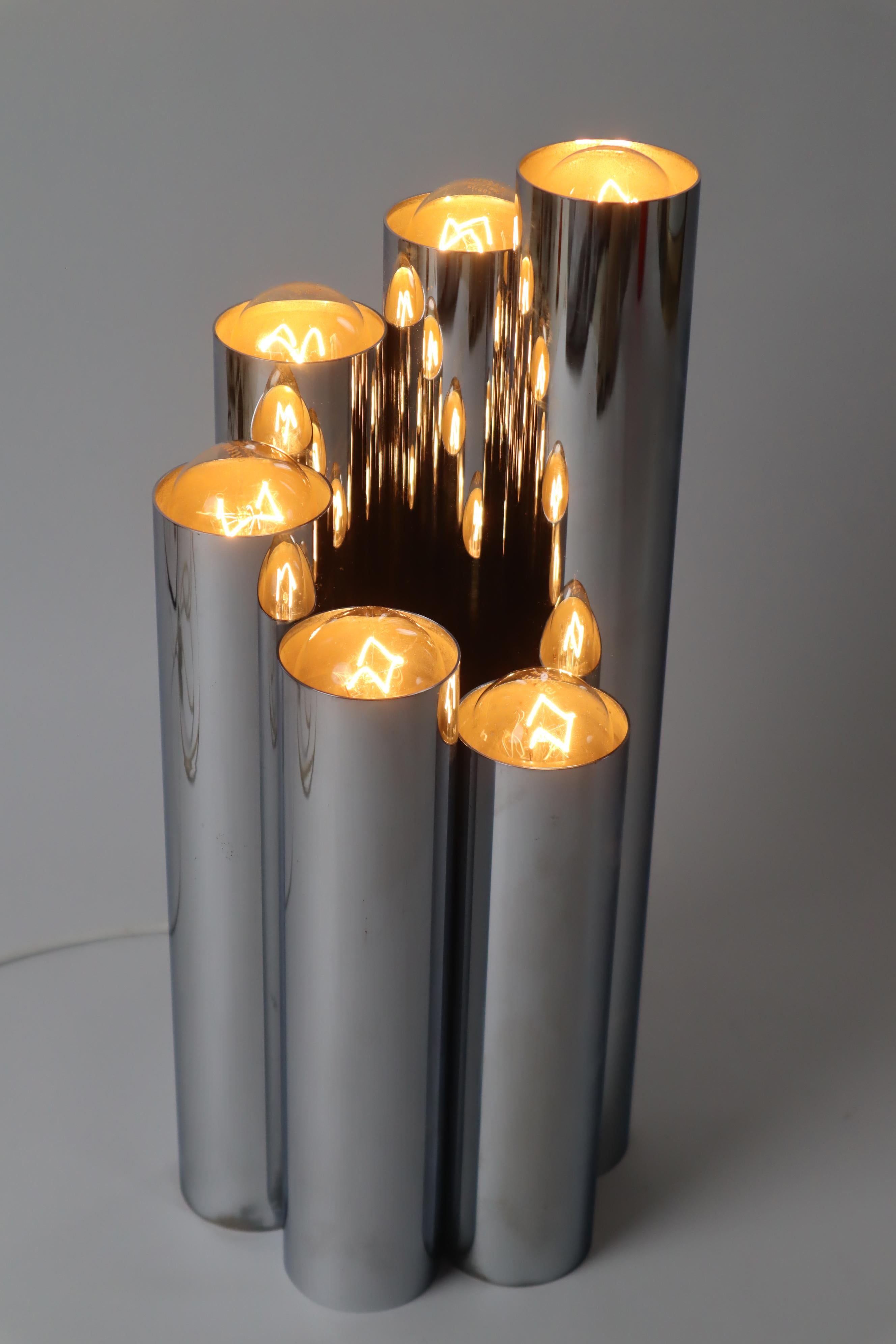 Lampe tube minimaliste de l'ère spatiale, Koch & Lowy, États-Unis, années 1960 en vente 8