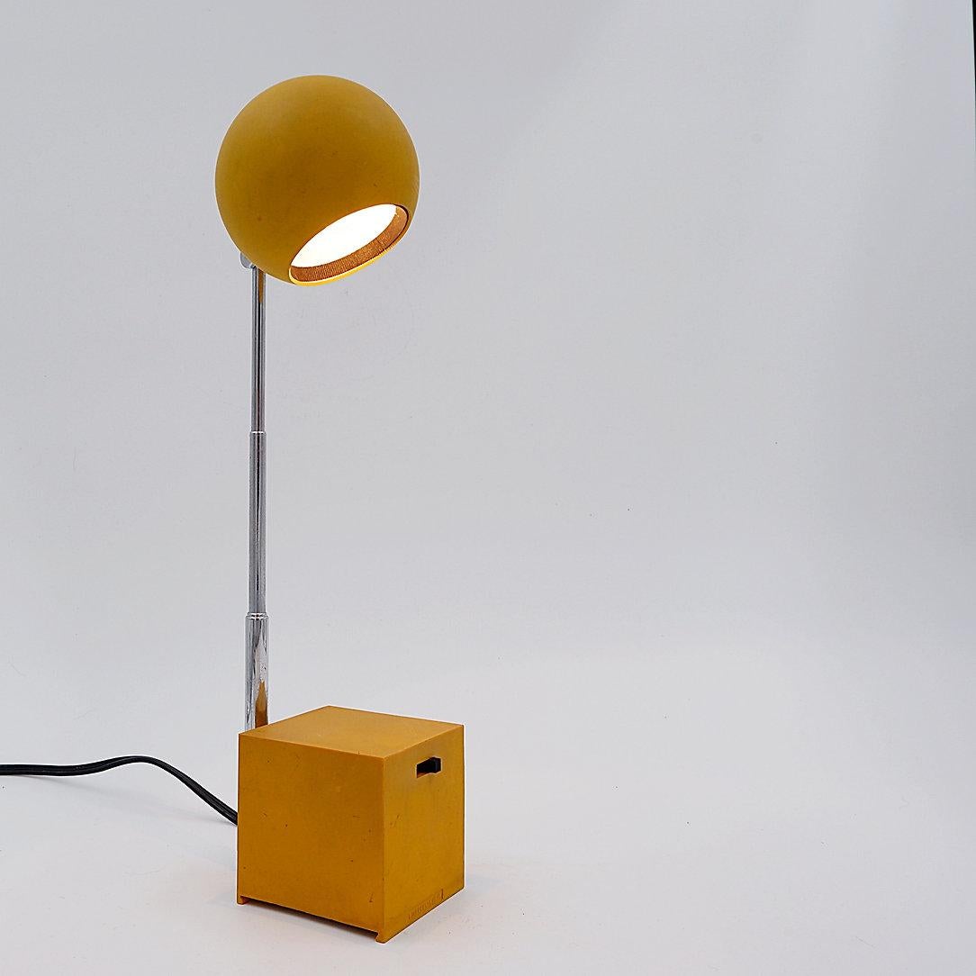 Minimalist Space Age Lytegem Wall Lamp by Michael Lax for Lightolier  Usa, 1960s For Sale 4
