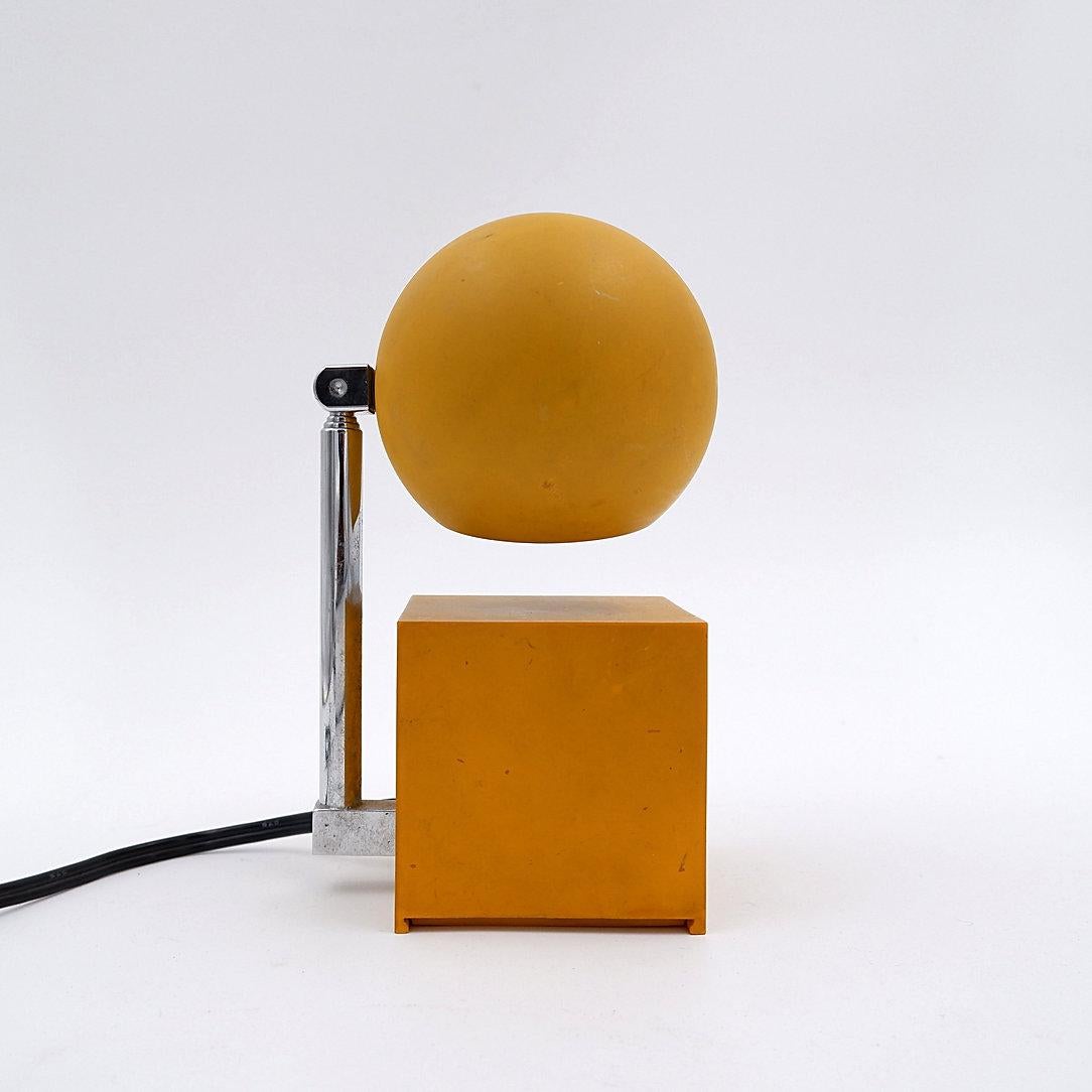 Minimalist Space Age Lytegem Wall Lamp by Michael Lax for Lightolier  Usa, 1960s For Sale 8