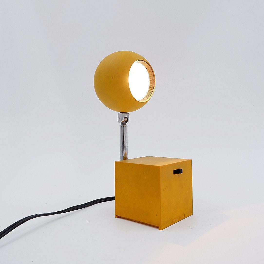 Metal Minimalist Space Age Lytegem Wall Lamp by Michael Lax for Lightolier  Usa, 1960s For Sale