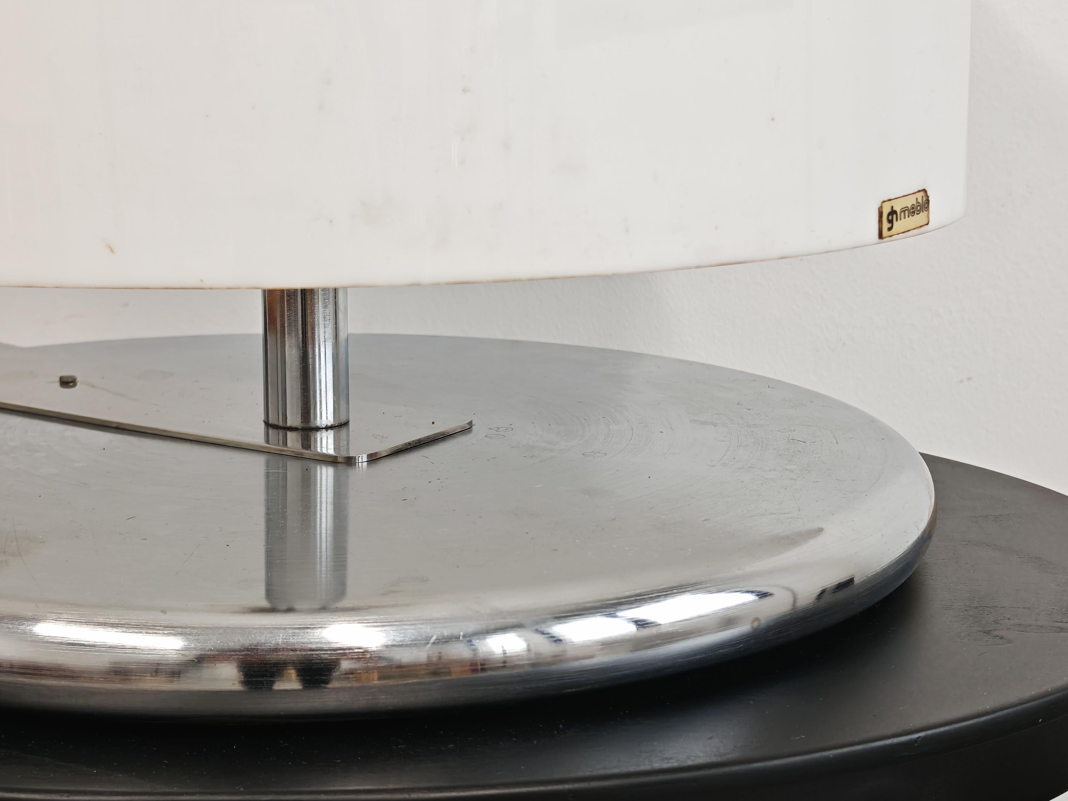 Minimalist Space Age Table Lamp Alvise by Luigi Massoni for Harvey Guzzini en venta 2