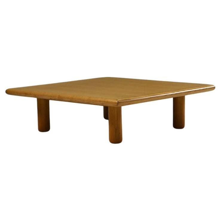 Table basse minimaliste carrée en bois de frêne, années 1980, Europe.