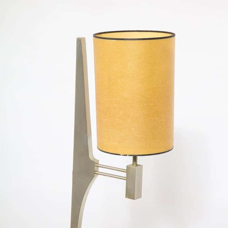 Forme libre modernist stainless steel lamp
European socket and wiring
Fair vintage condition
some scratches and dents on the surface of the base
Lamp sells without shade ; shades options for showing purposes only 
Original shade can yet be purchased