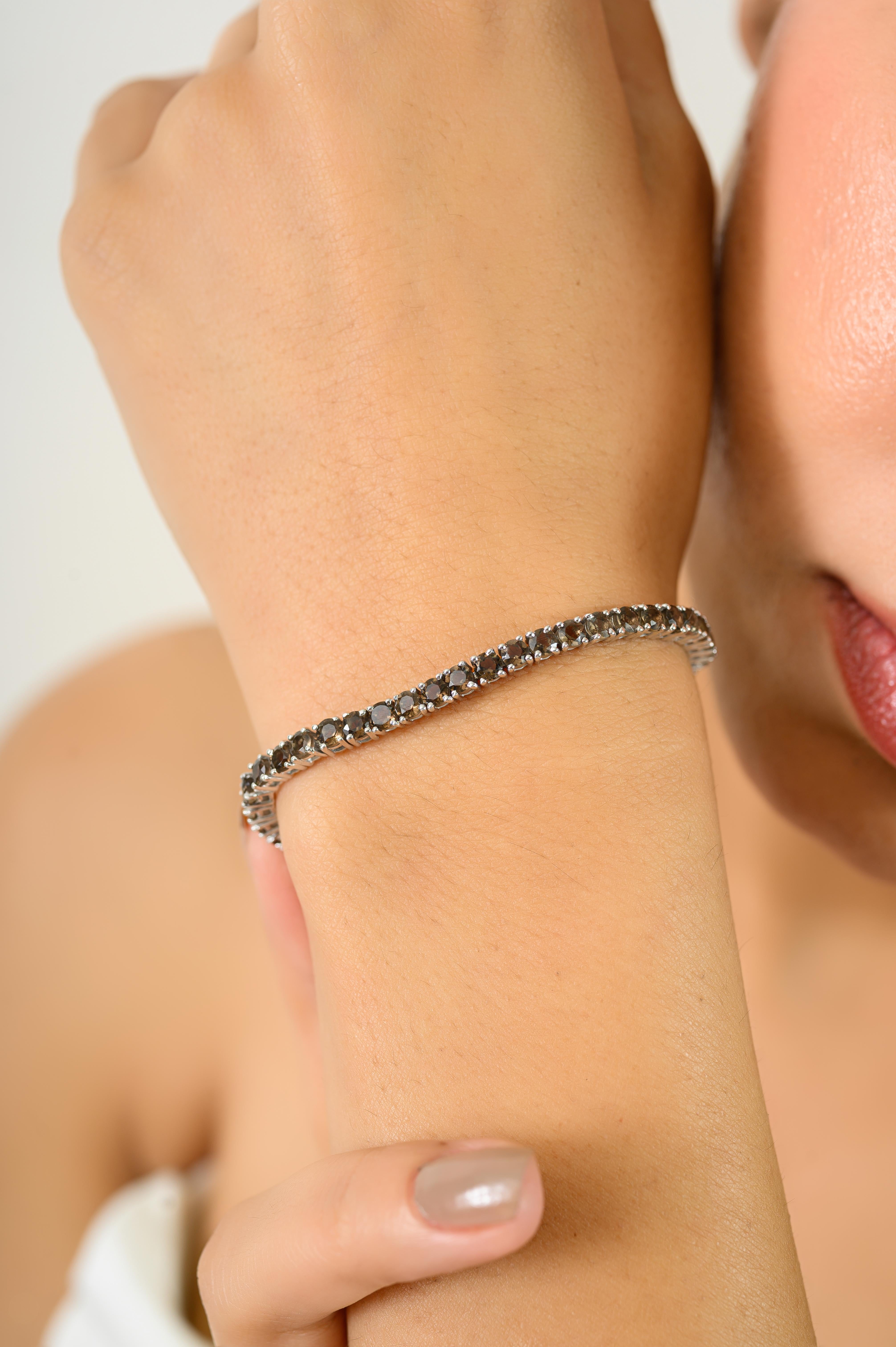 Donna Bracciale tennis minimalista in argento sterling con topazio marrone fumé rotondo per lei in vendita