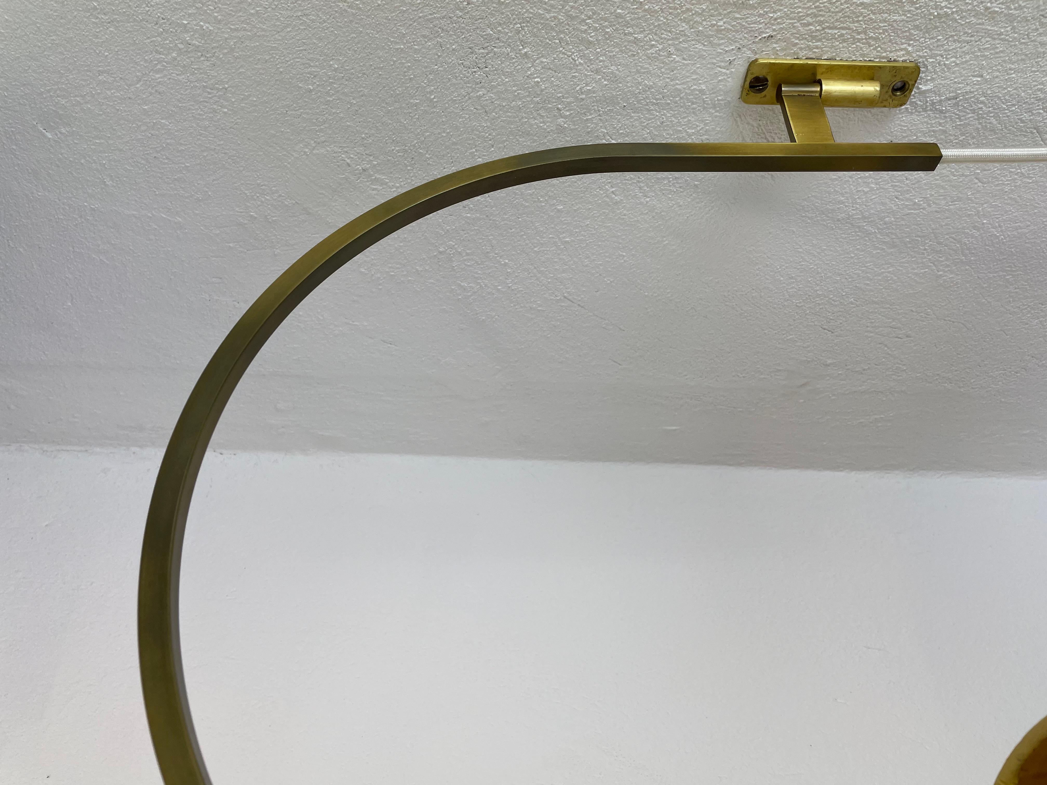 Minimalist Stilnovo Style Adjustable Counter Weight Brass Wall Light Italy 1960s For Sale 3