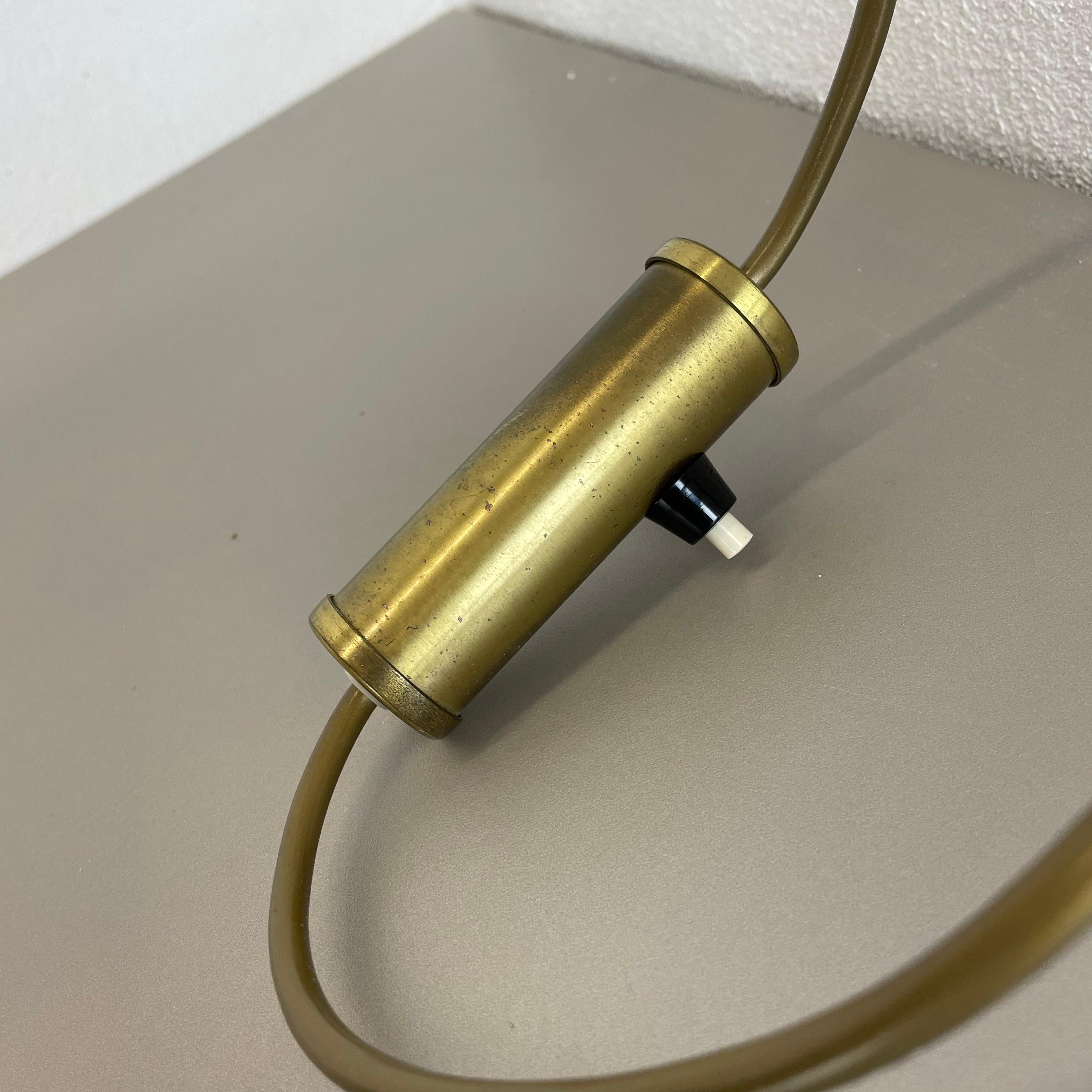 Minimalist Stilnovo Style Adjustable Counter Weight Brass Wall Light Italy 1960s For Sale 4